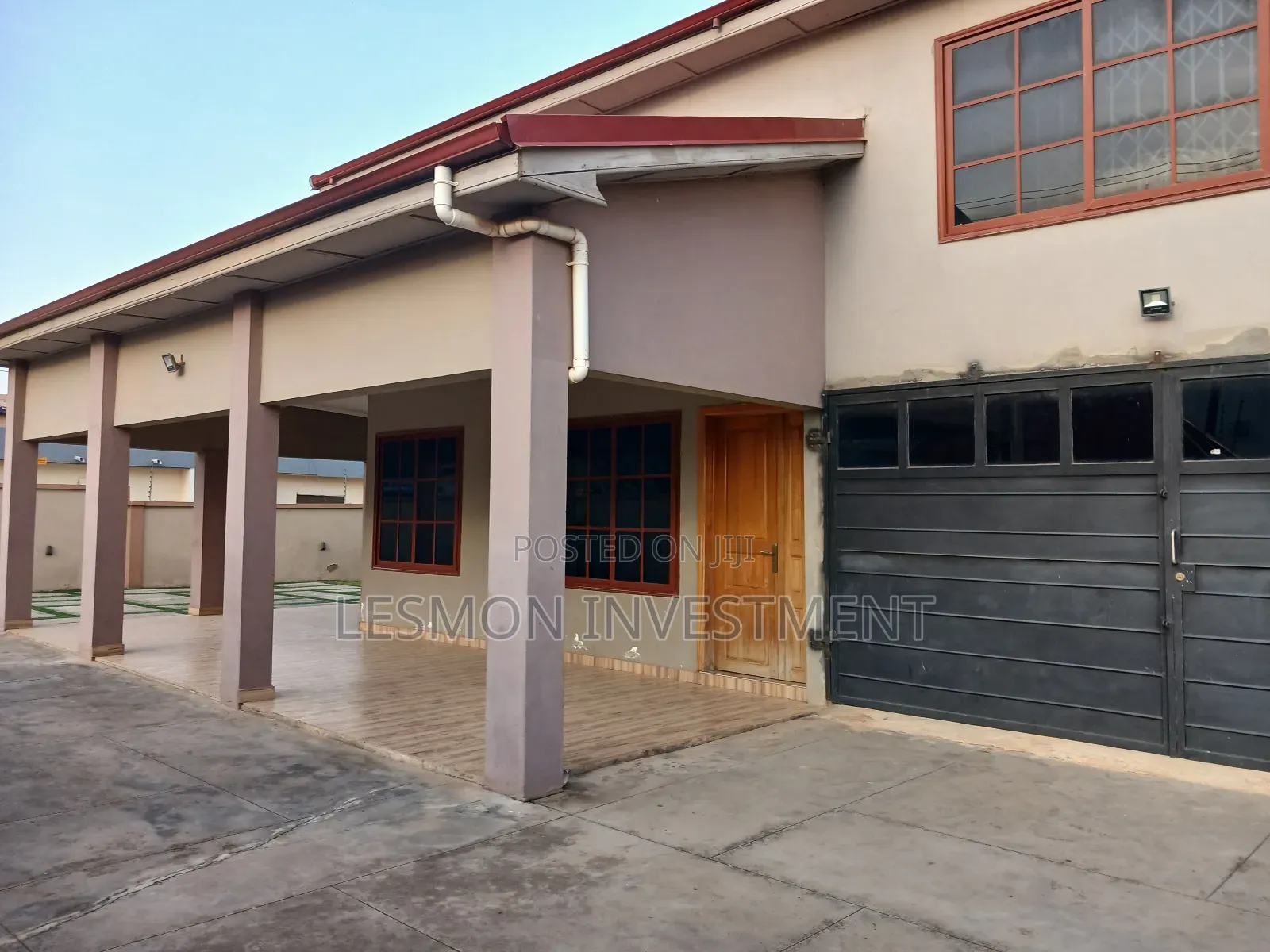 6bdrm House in Ashongman Estate for sale in Ashomang Estate