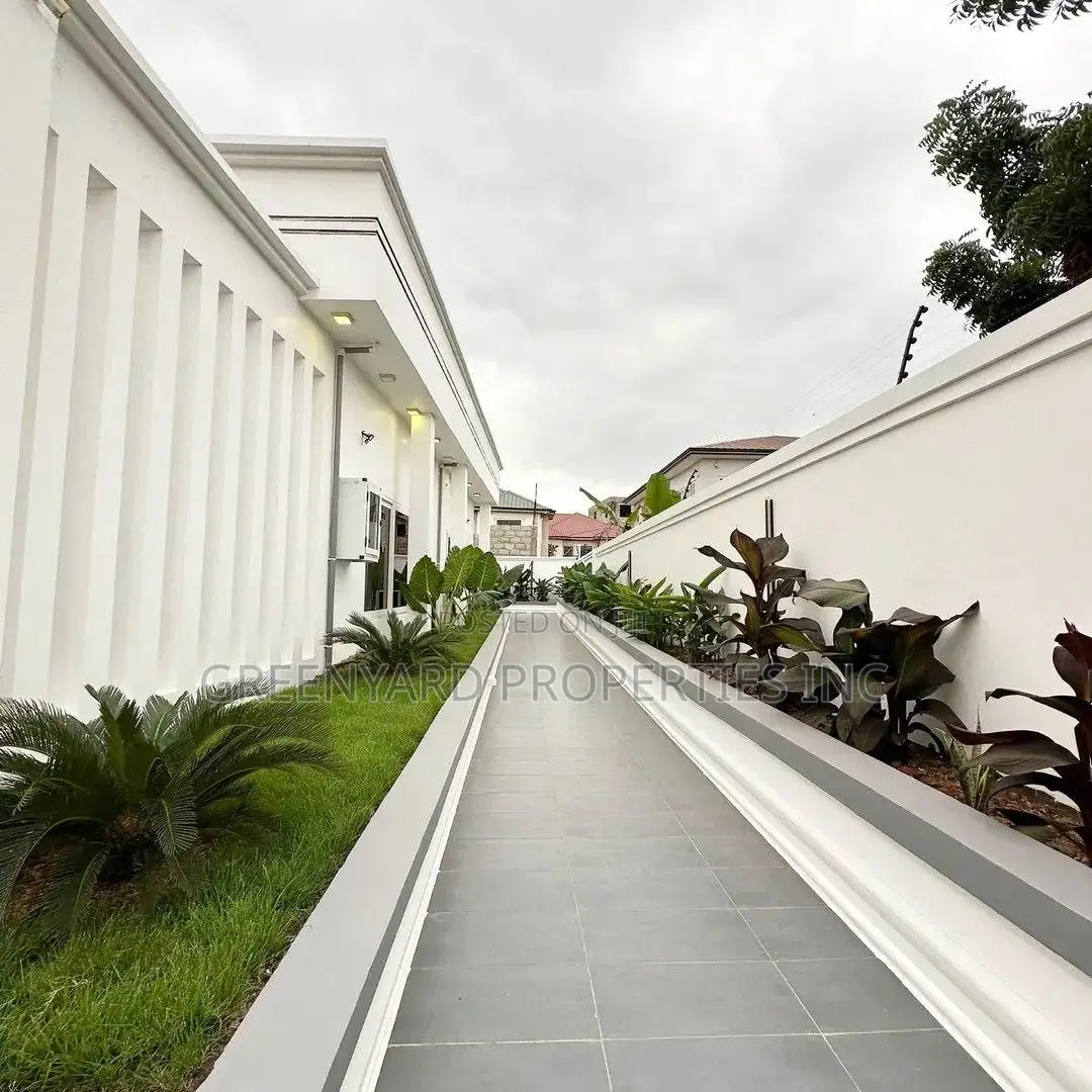 4bdrm House in Hills, East Legon for sale in East Legon