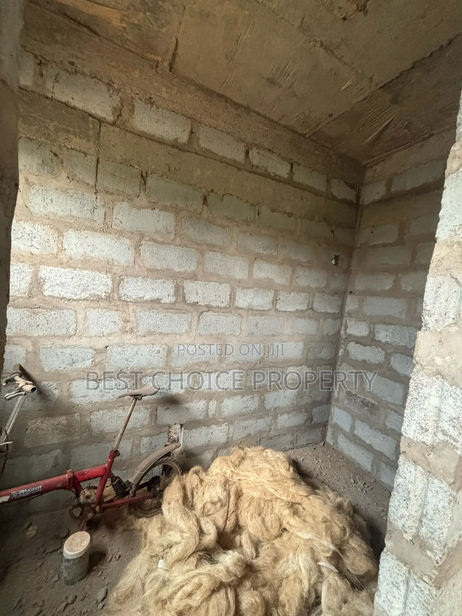 3 Bedroom Uncompleted Houses for Sale in New Legon