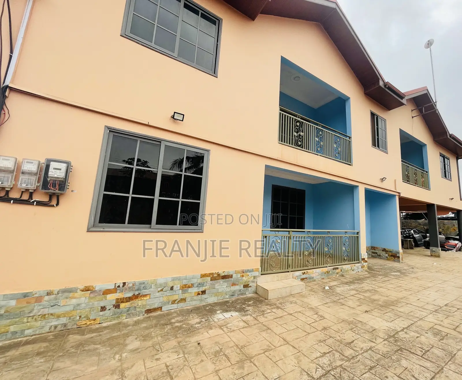 3bdrm Apartment in West Hills Mall Area for rent in West Hills Mall Area