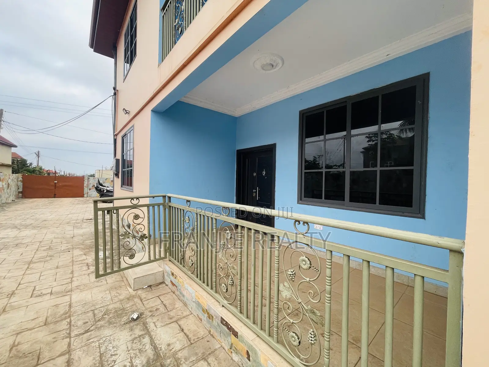 3bdrm Apartment in West Hills Mall Area for rent in West Hills Mall Area