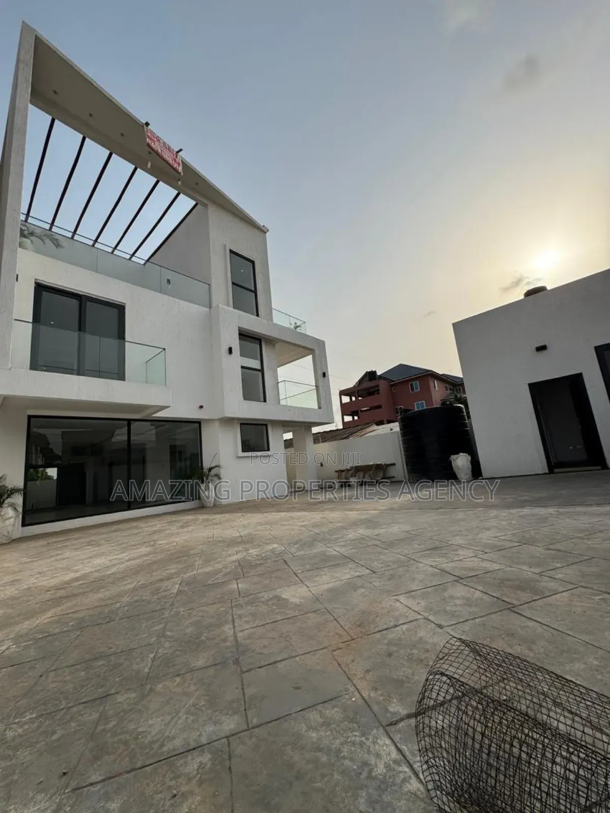 4bdrm House in Adjiriganor for sale in Adjiriganor