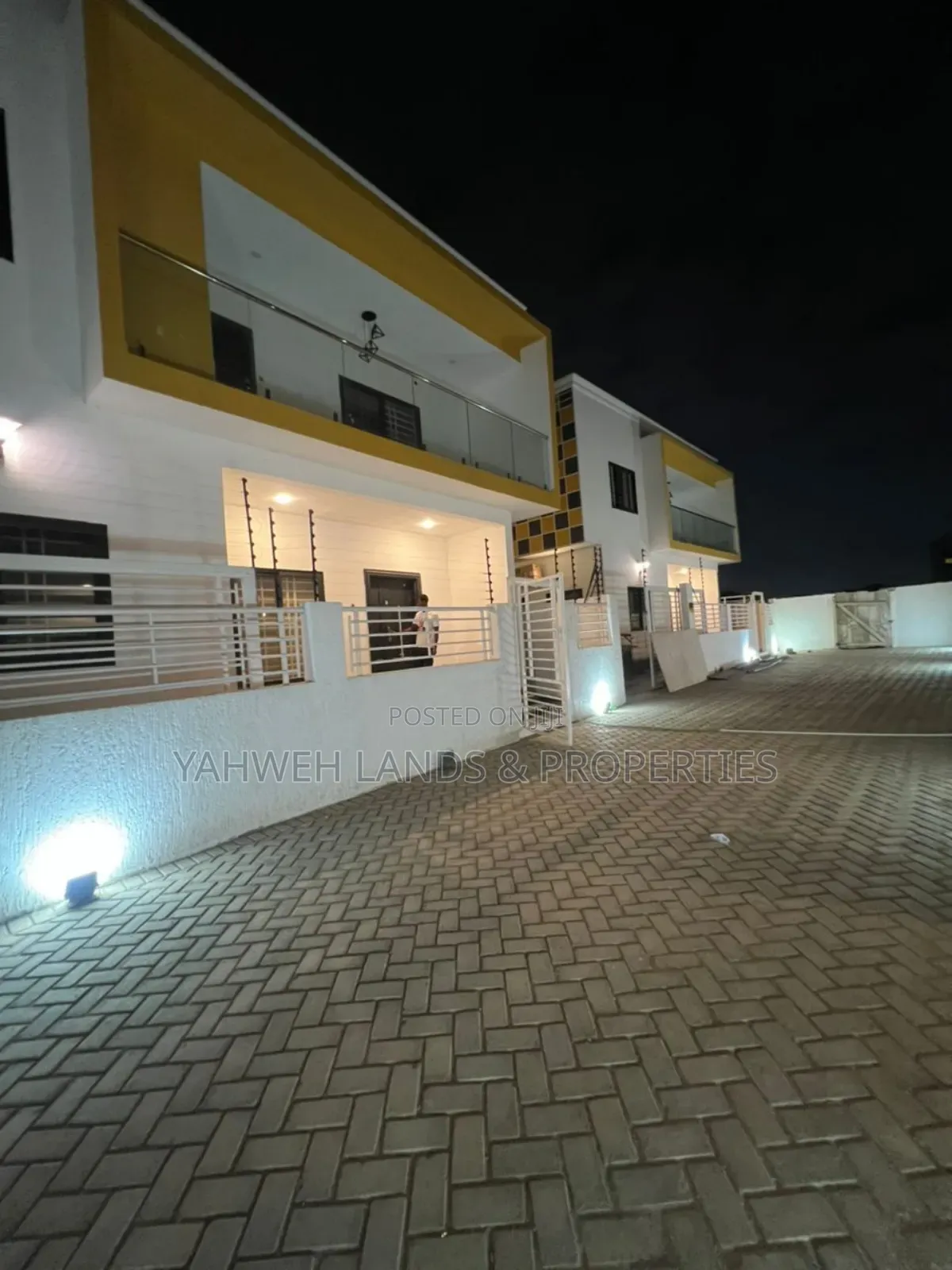 3bdrm House in Hfc Estate, Spintex for sale in Spintex