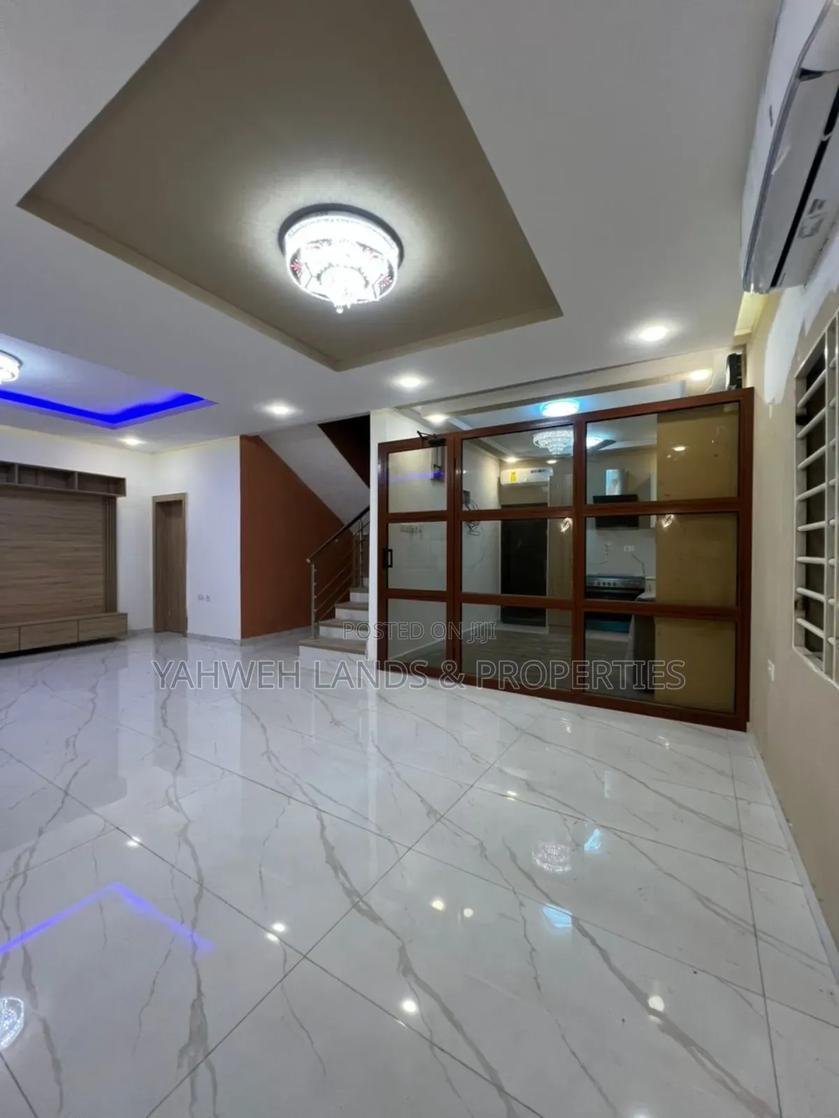 3bdrm House in Hfc Estate, Spintex for sale in Spintex