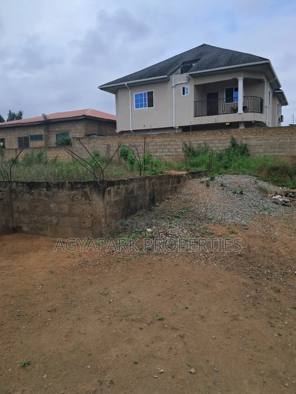 3bdrm House in Cocobod, Amasaman for sale in Amasaman