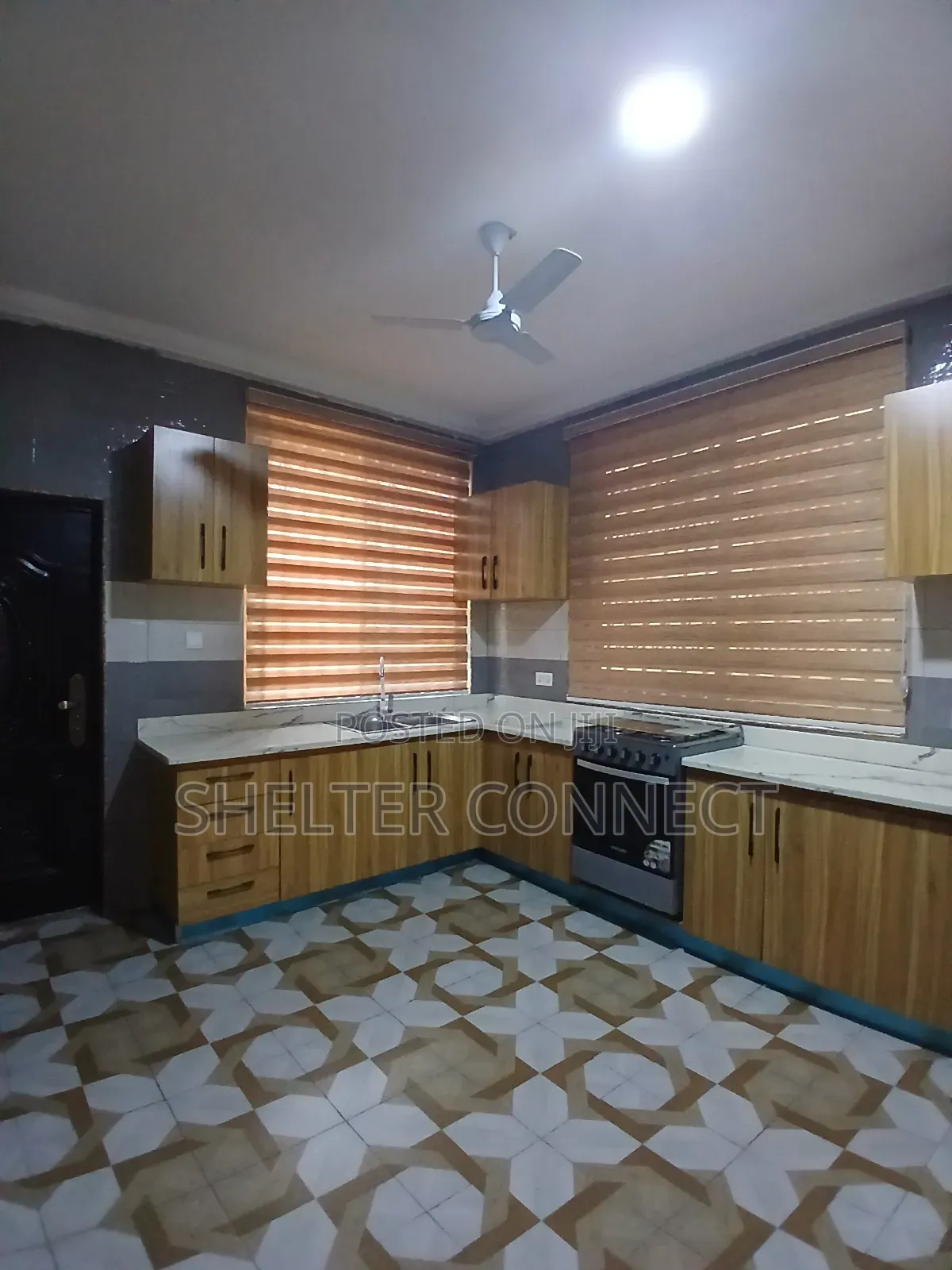 3bdrm Duplex in Abokobi for sale in Abokobi