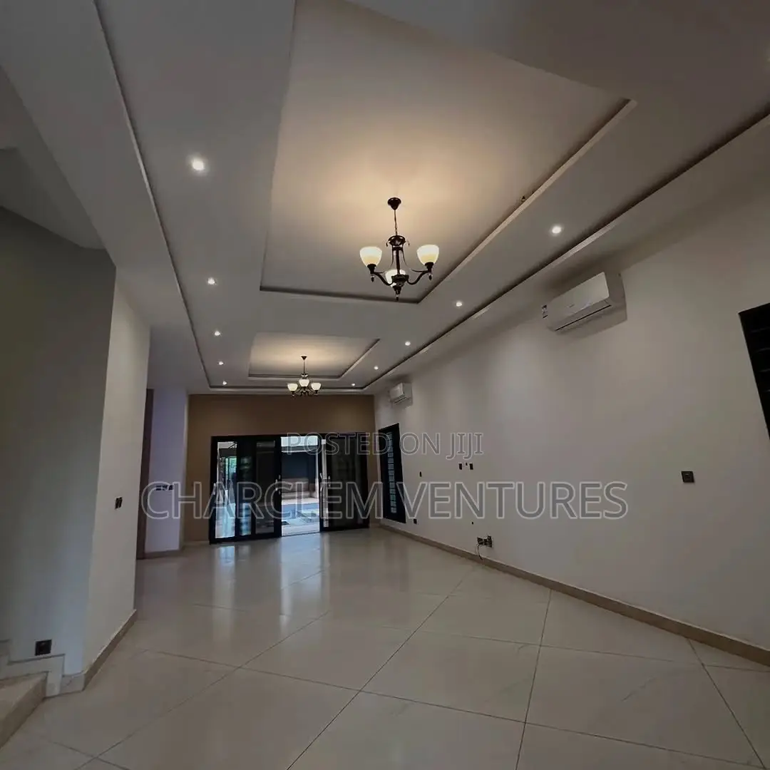 5bdrm House in Charclem Ventures, Accra Metropolitan for sale in Accra Metropolitan