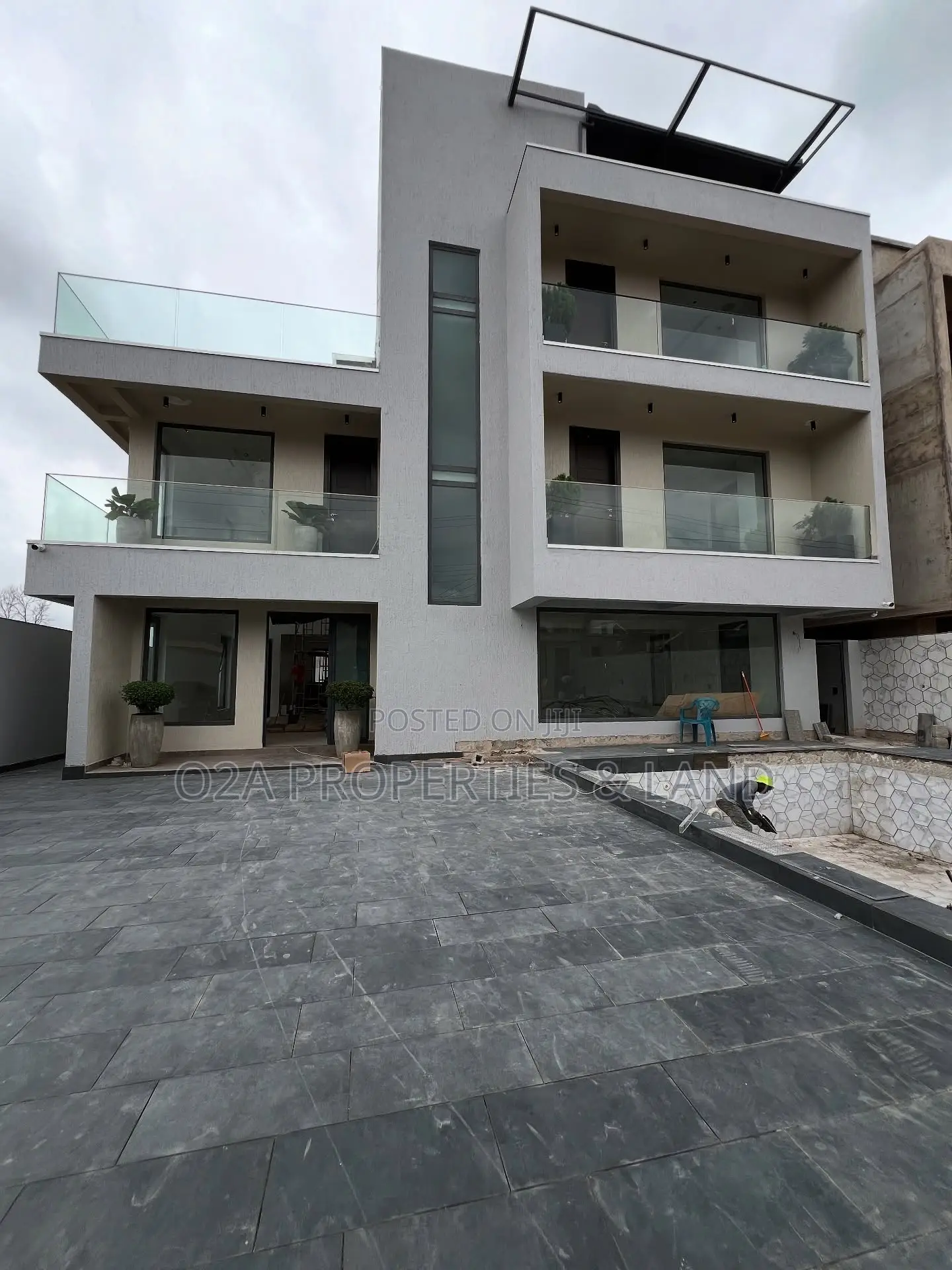5bdrm House in Adjiringanor, Ability for sale in Ability