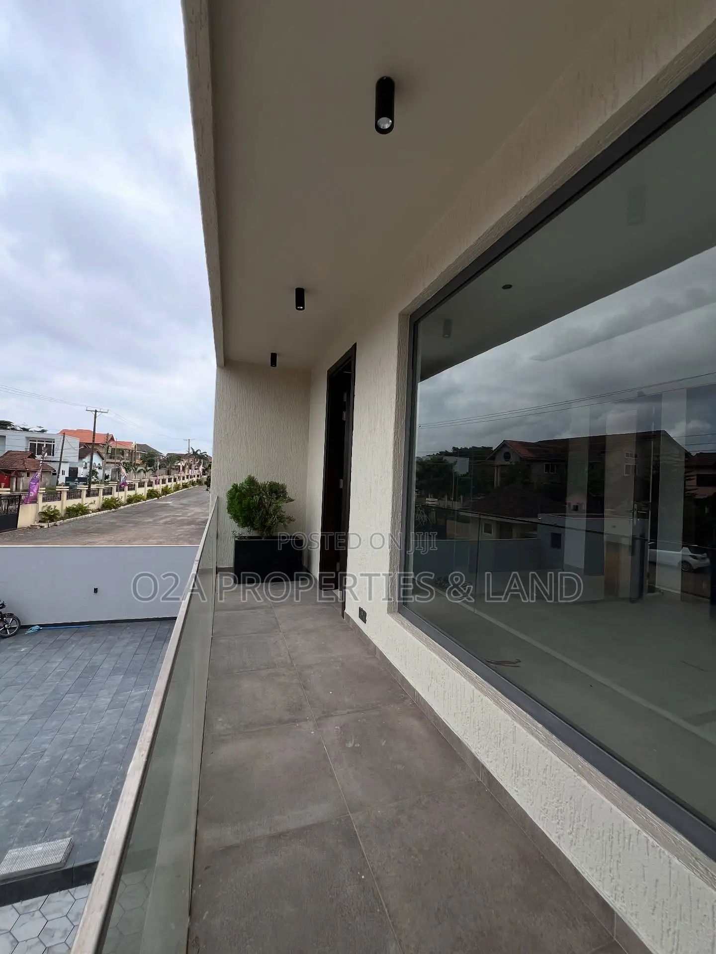 5bdrm House in Adjiringanor, Ability for sale in Ability
