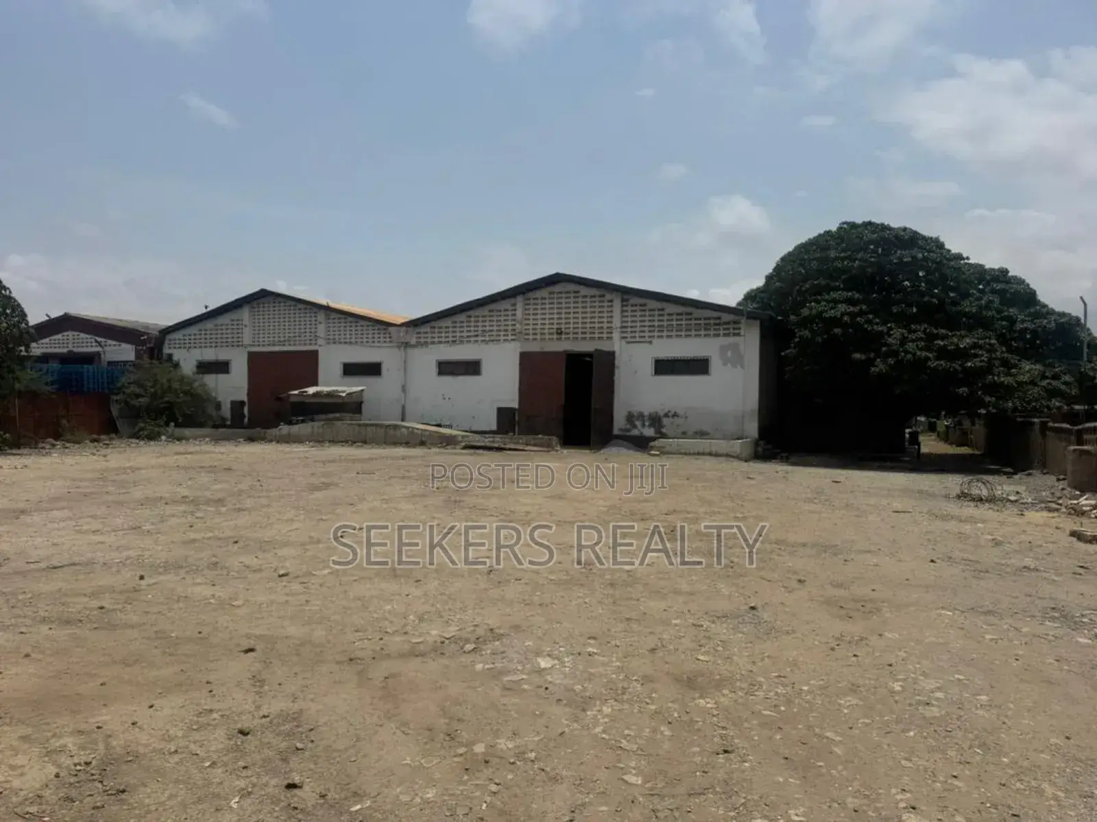 Warehouse for Rent at Dzorwulu in Dzorwulu