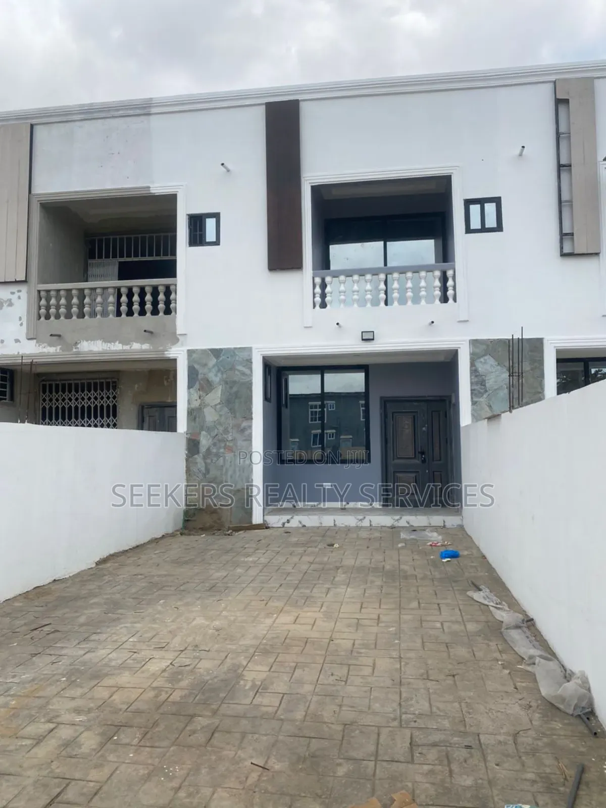 3bdrm Townhouse/Terrace in Seekers Realty, Accra Metropolitan for sale in Accra Metropolitan