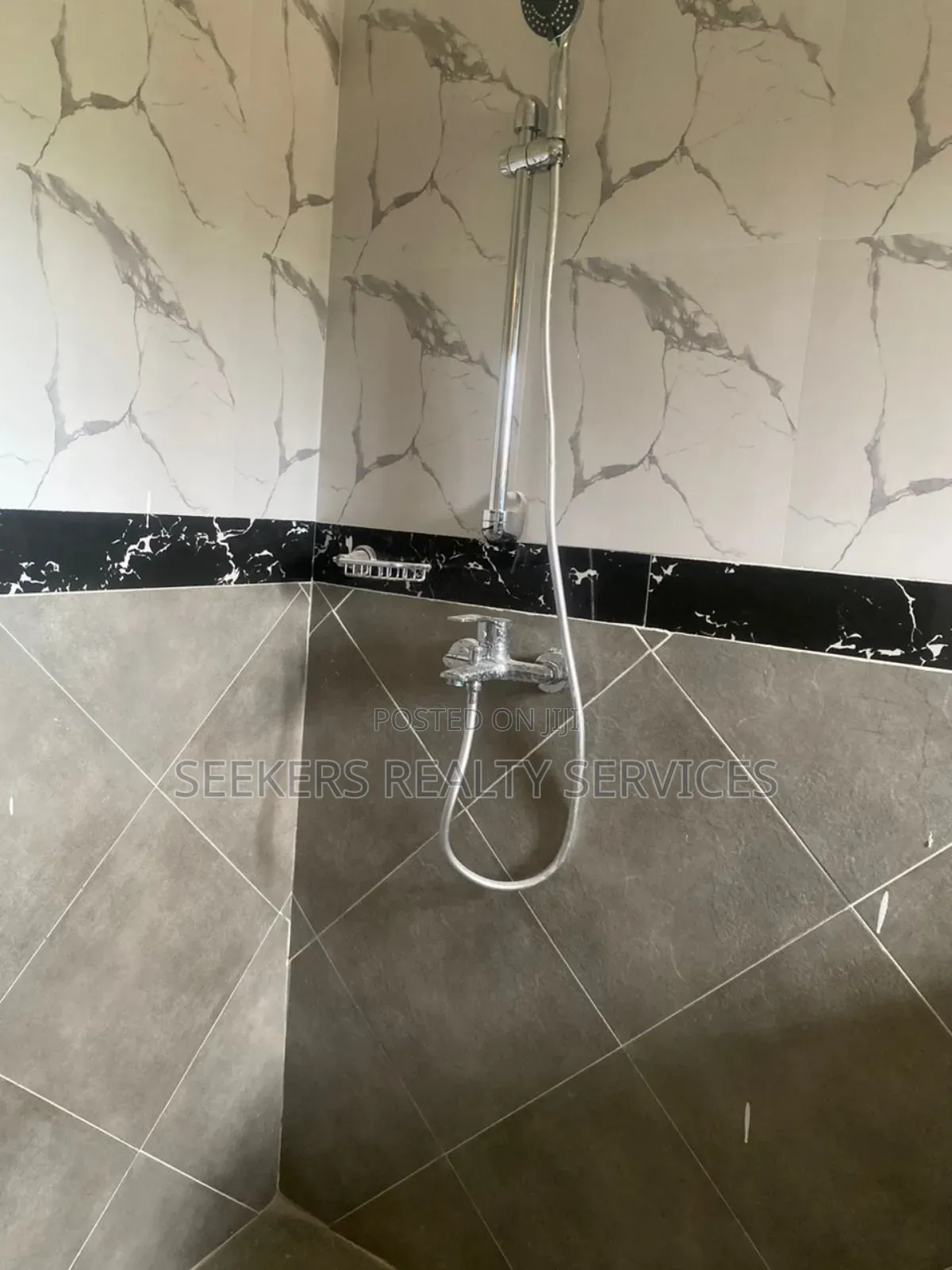 3bdrm Townhouse/Terrace in Seekers Realty, Accra Metropolitan for sale in Accra Metropolitan