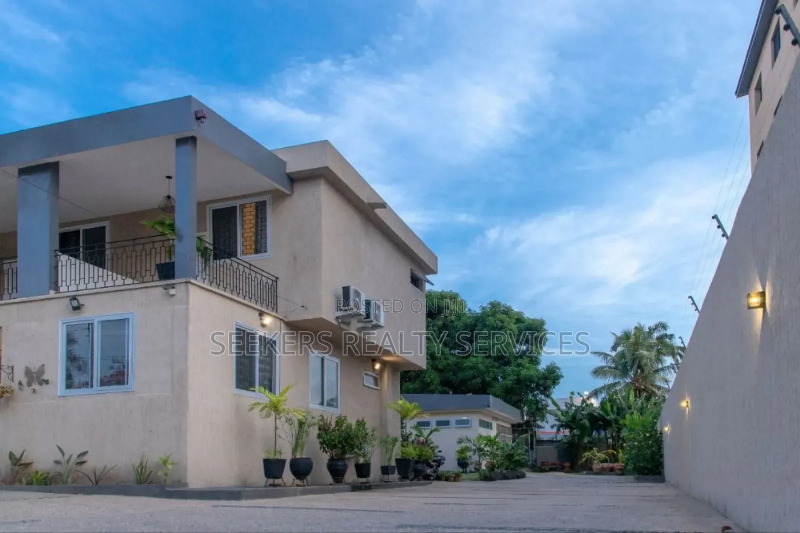 Furnished 4bdrm House in Seekers Realty, North Ridge for rent in North Ridge