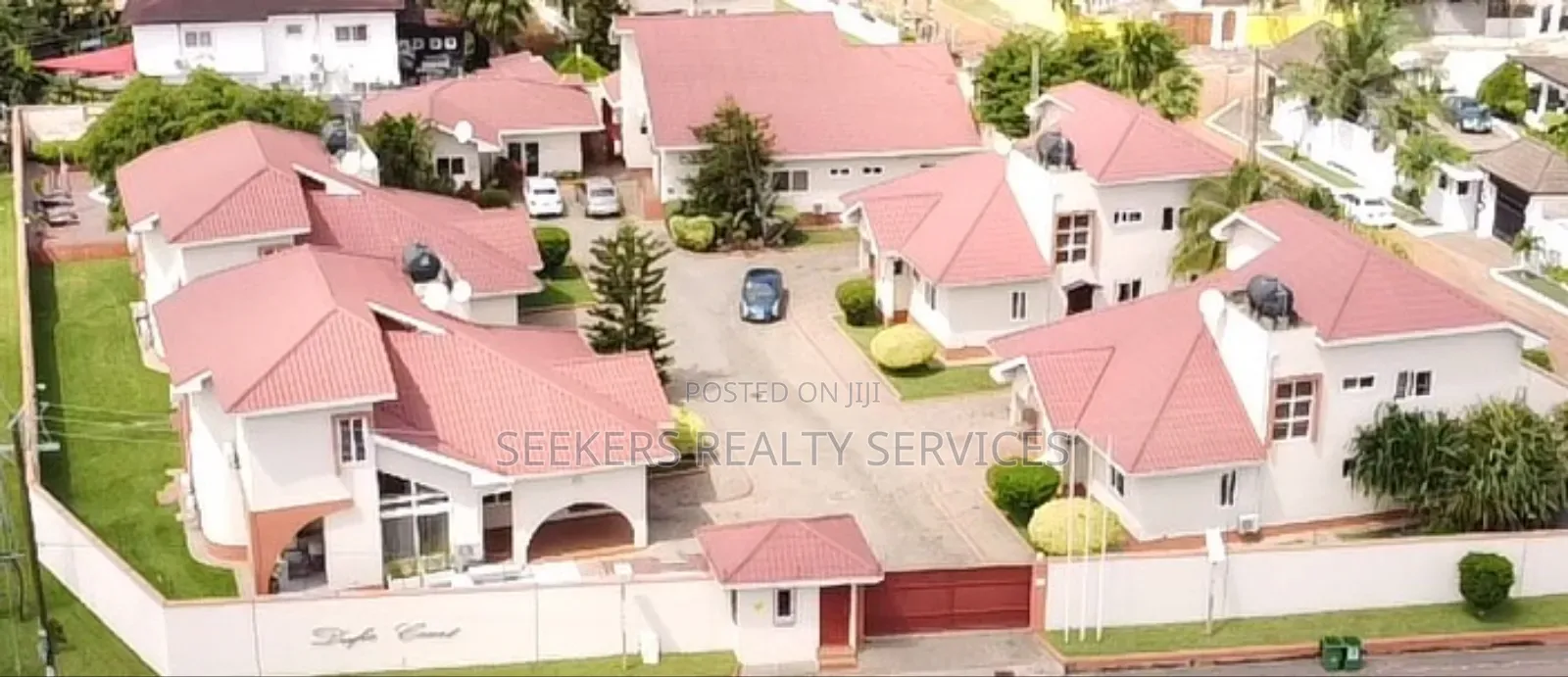 Furnished 3bdrm Townhouse / Terrace in Seekers Realty, East Legon in East Legon