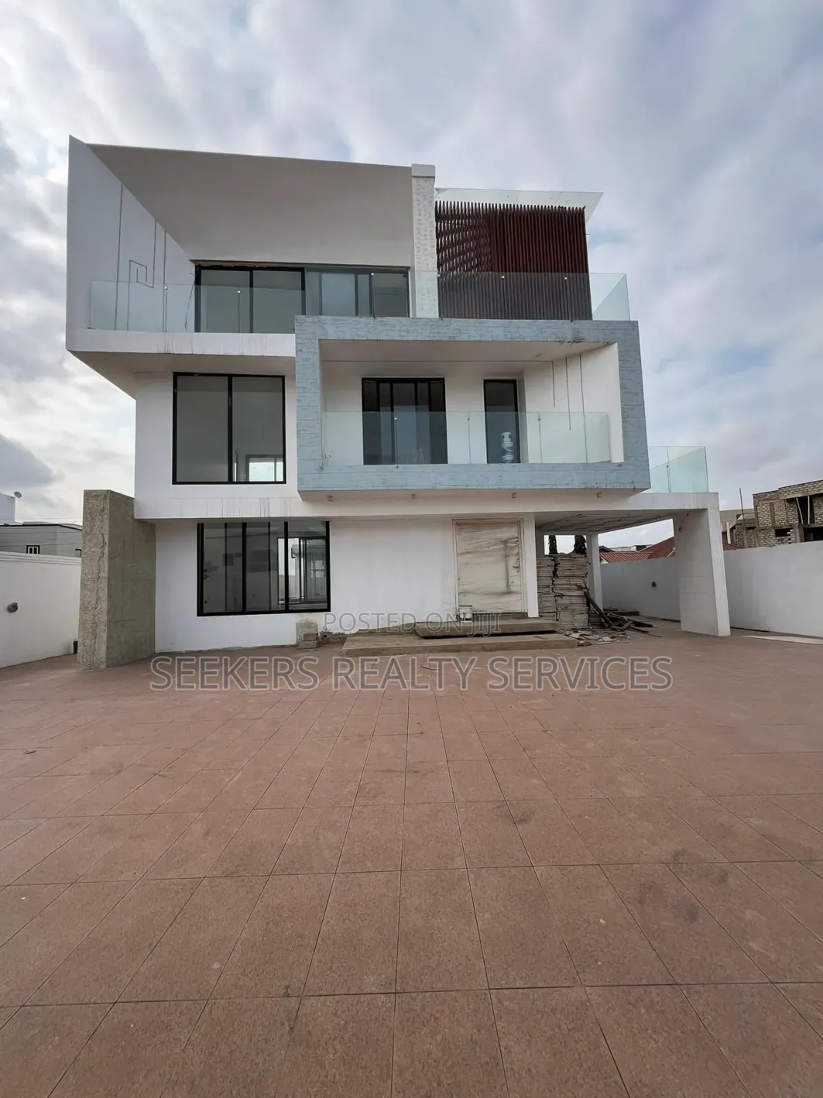 4bdrm House in Seekers Reao, East Legon for sale in East Legon