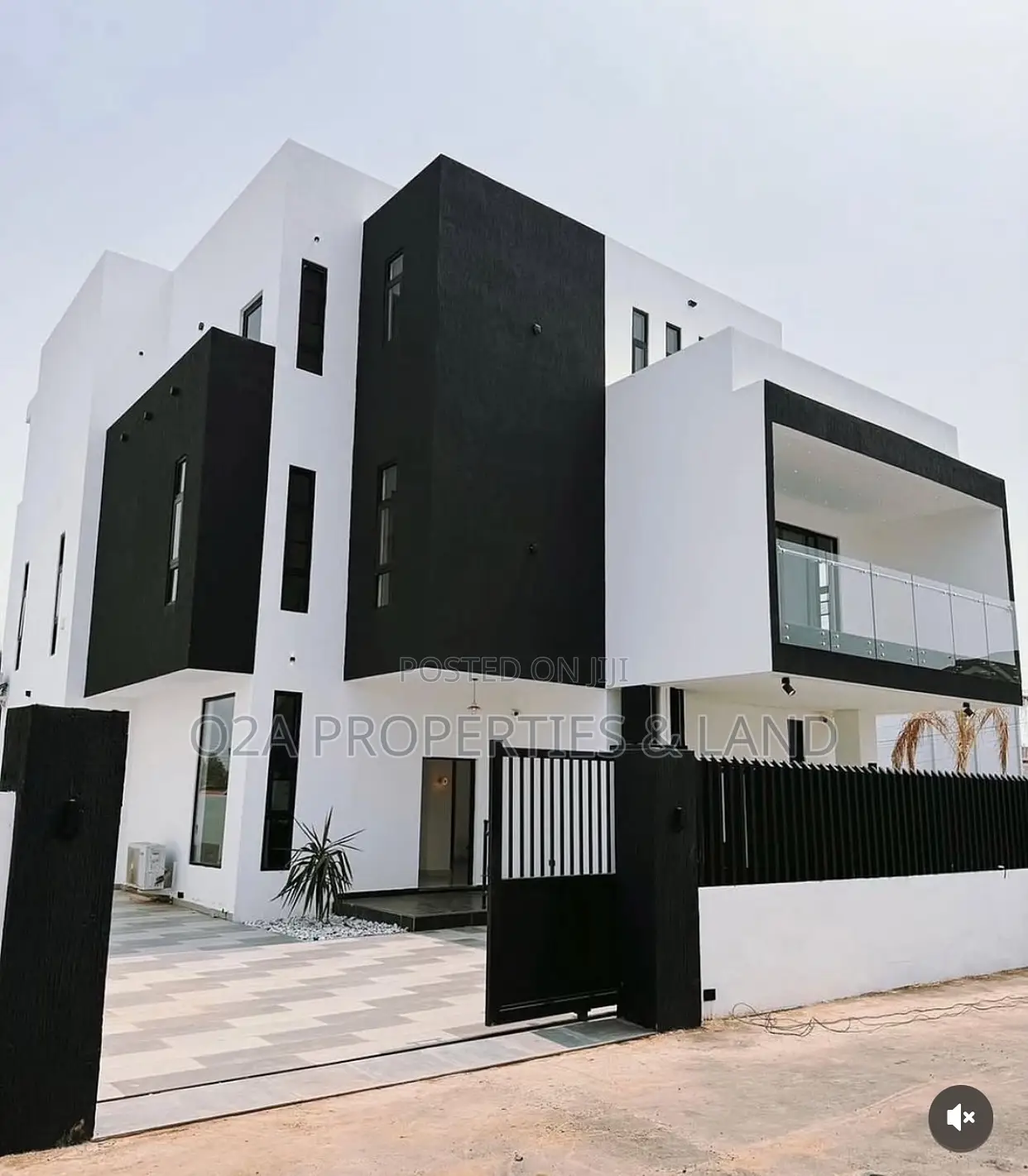 4bdrm House in East Legon, Bawaleshie for sale in Bawaleshie