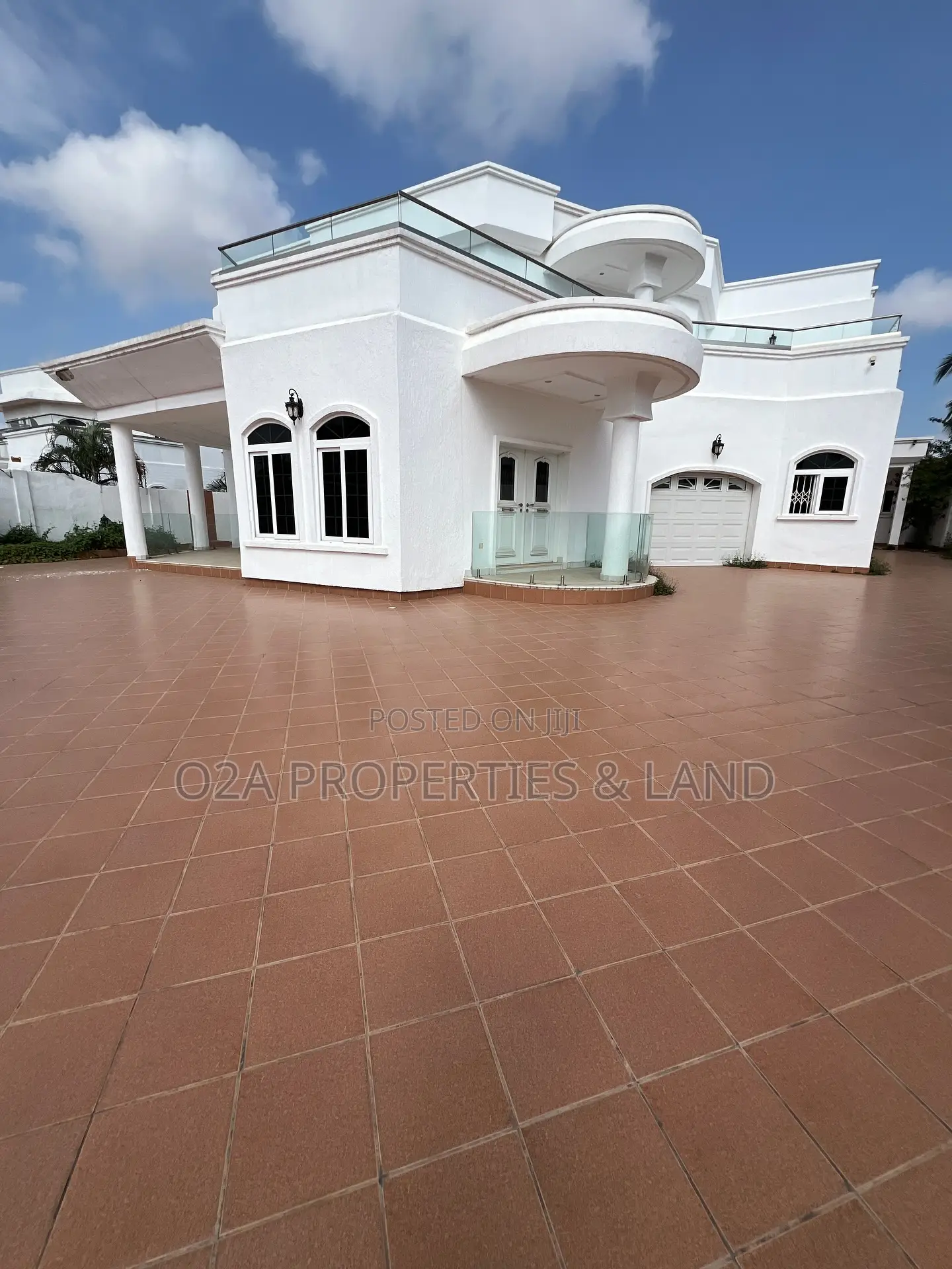 5bdrm House in East Legon, Bawaleshie for sale in Bawaleshie