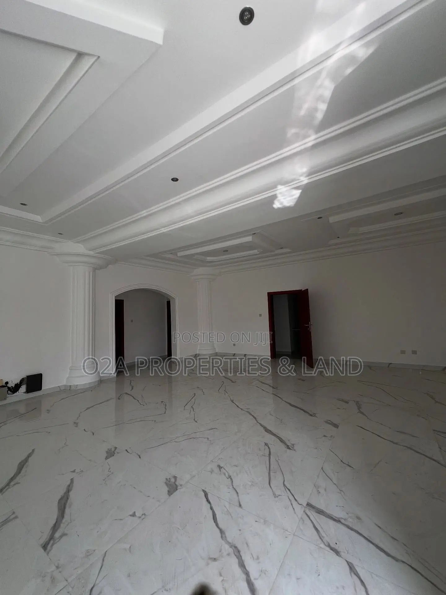 5bdrm House in East Legon, Bawaleshie for sale in Bawaleshie