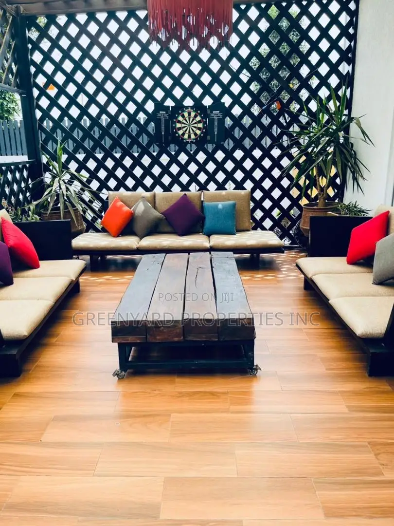 5bdrm House in American House, East Legon for rent in East Legon