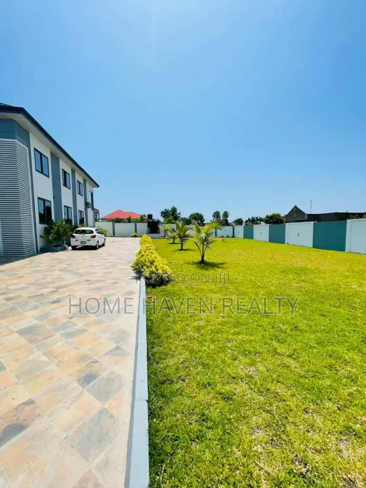 Furnished 5bdrm House in Krokrobite, Bortiano for sale in Bortiano