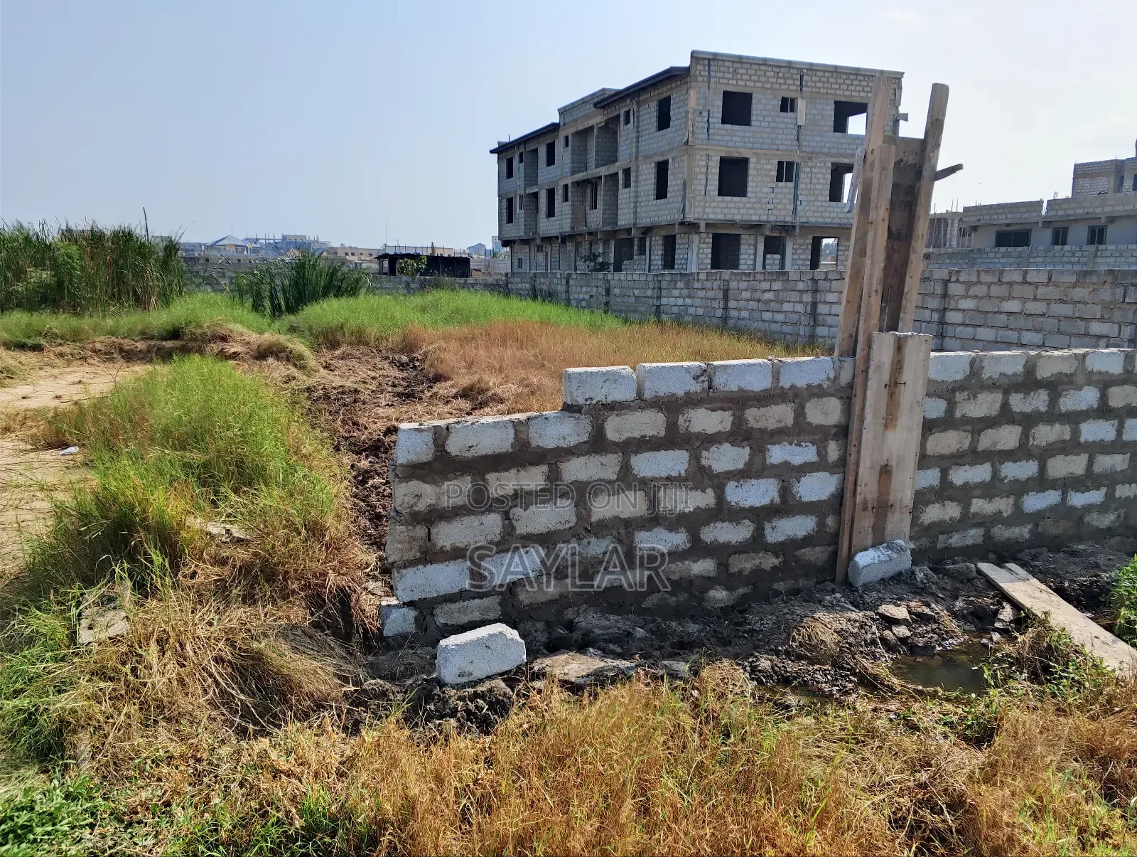Half Plot for Sale Klagon Behind Comm12 Close to Lala's Kitchen Joint in Tema Metropolitan