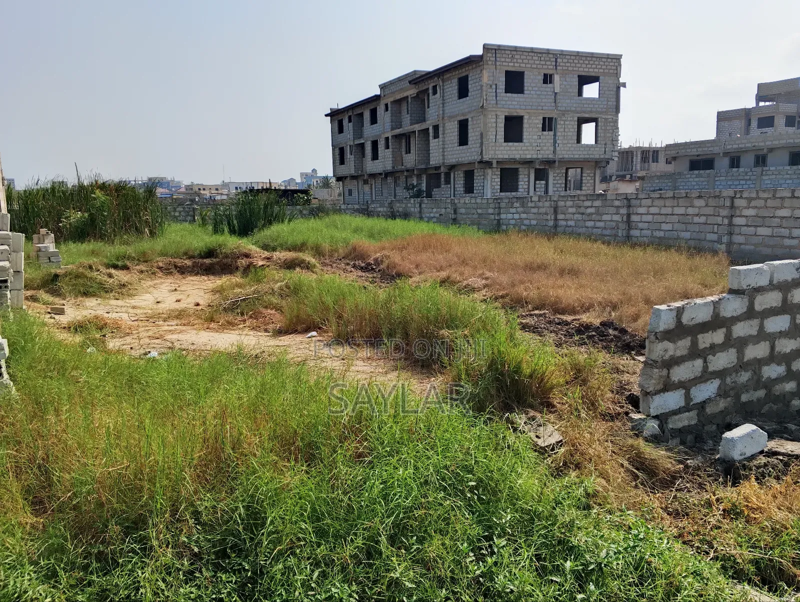Half Plot for Sale Klagon Behind Comm12 Close to Lala's Kitchen Joint in Tema Metropolitan