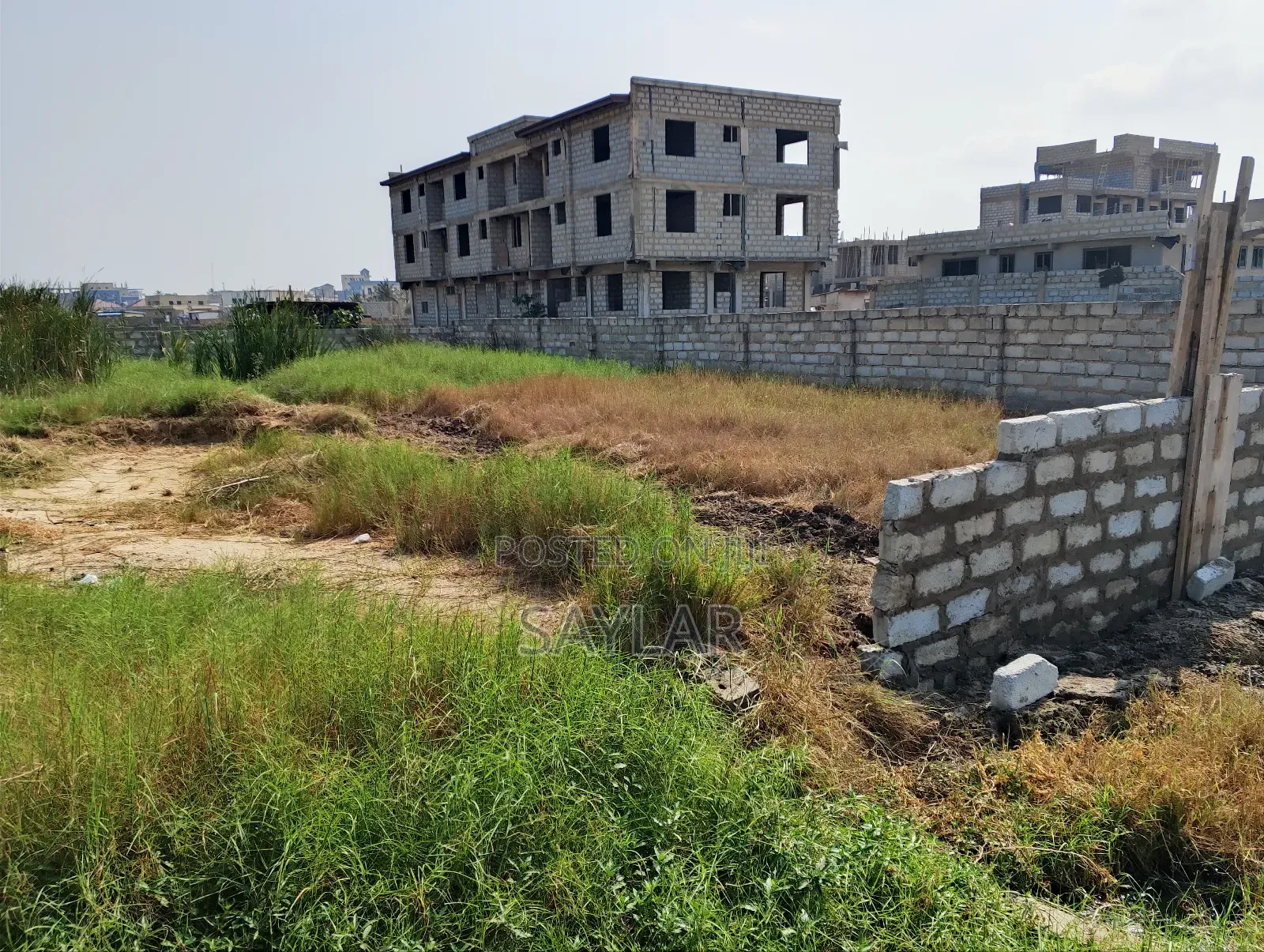 Half Plot for Sale Klagon Behind Comm12 Close to Lala's Kitchen Joint in Tema Metropolitan