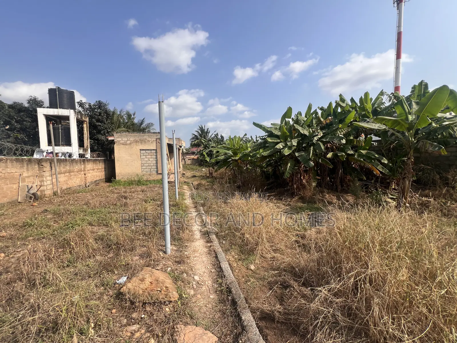 Road Long Sited Land for Sale in Oyarifa