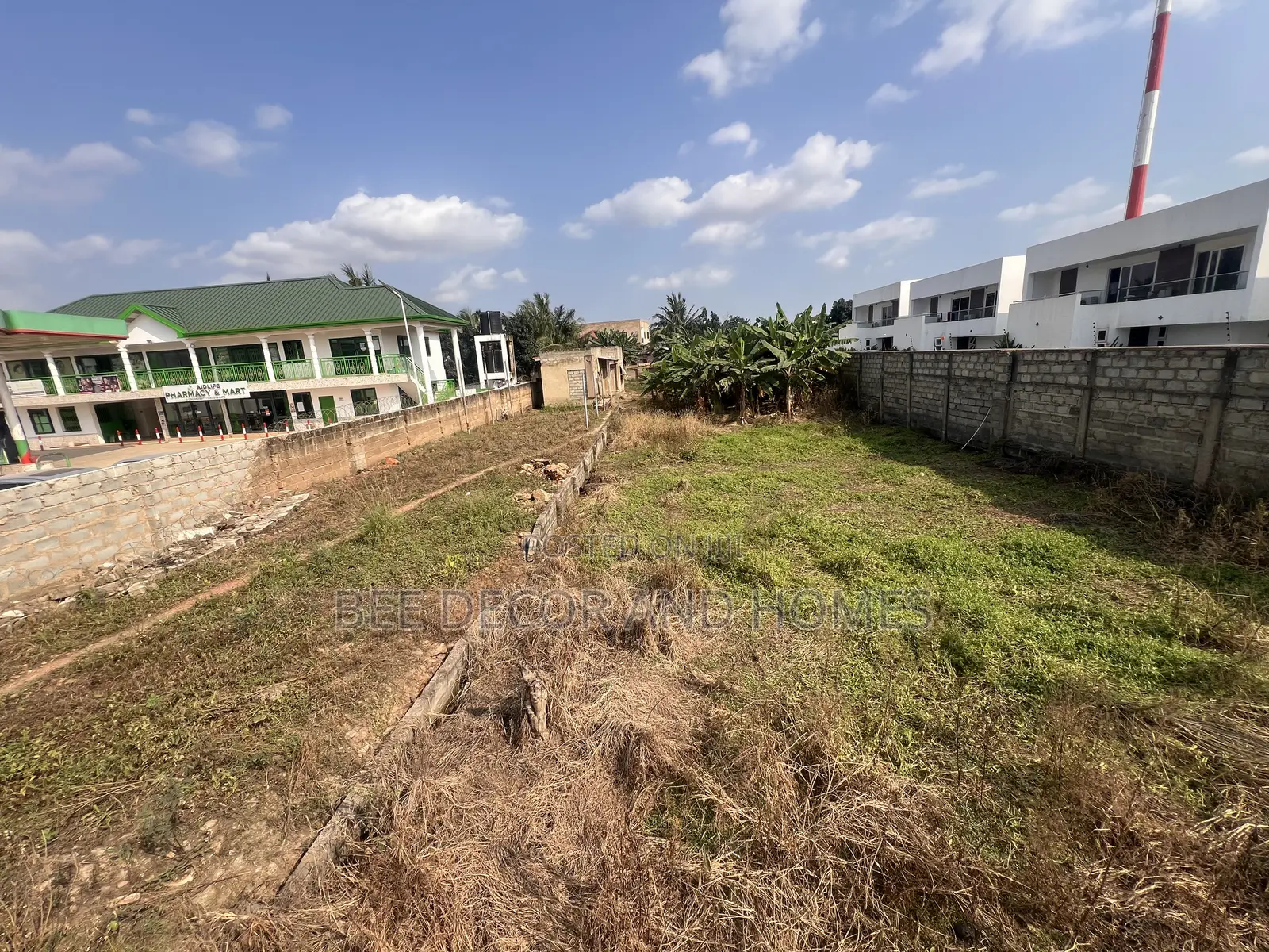 Road Long Sited Land for Sale in Oyarifa