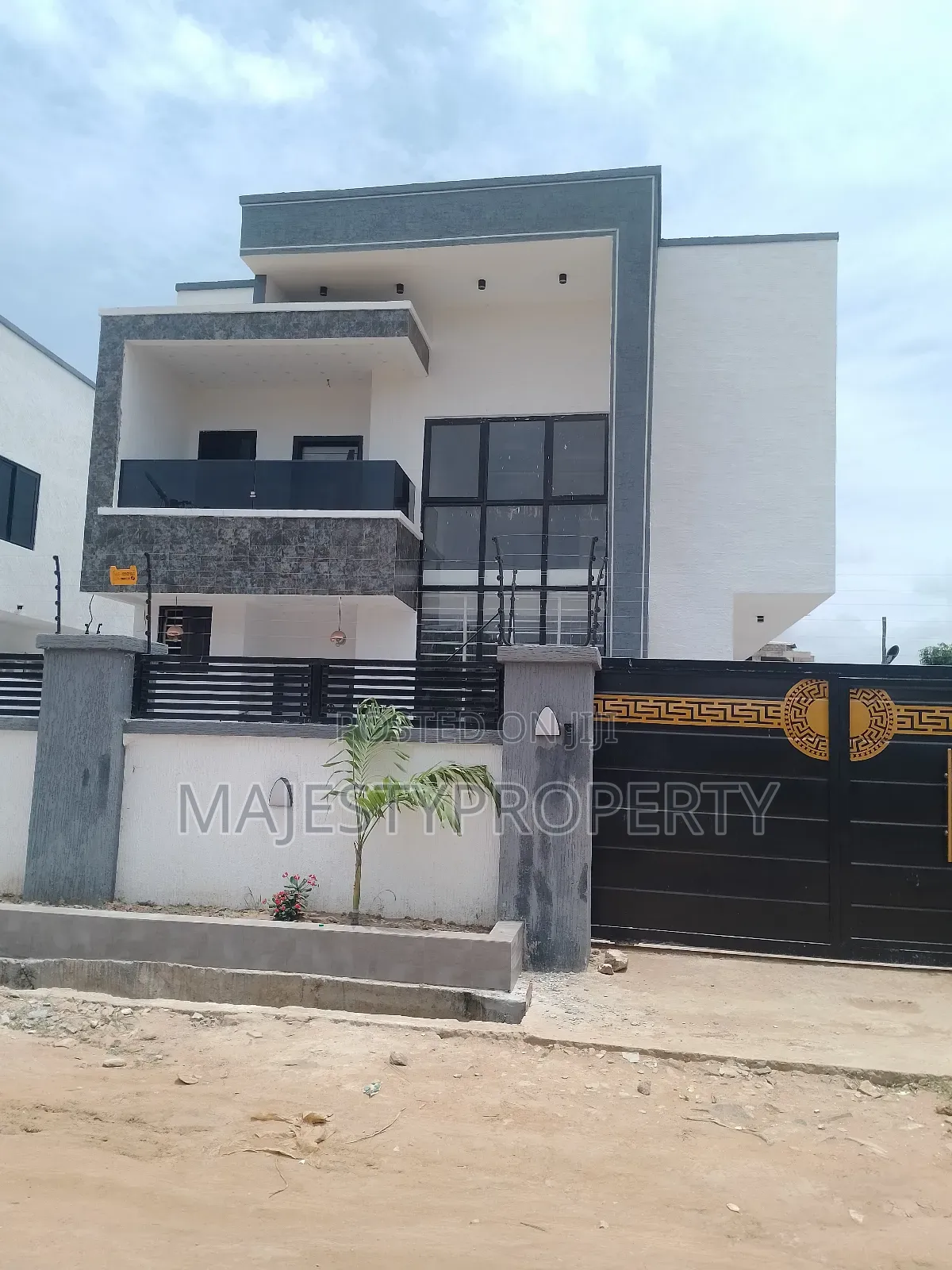 4bdrm Townhouse / Terrace in Spintex for rent in Spintex