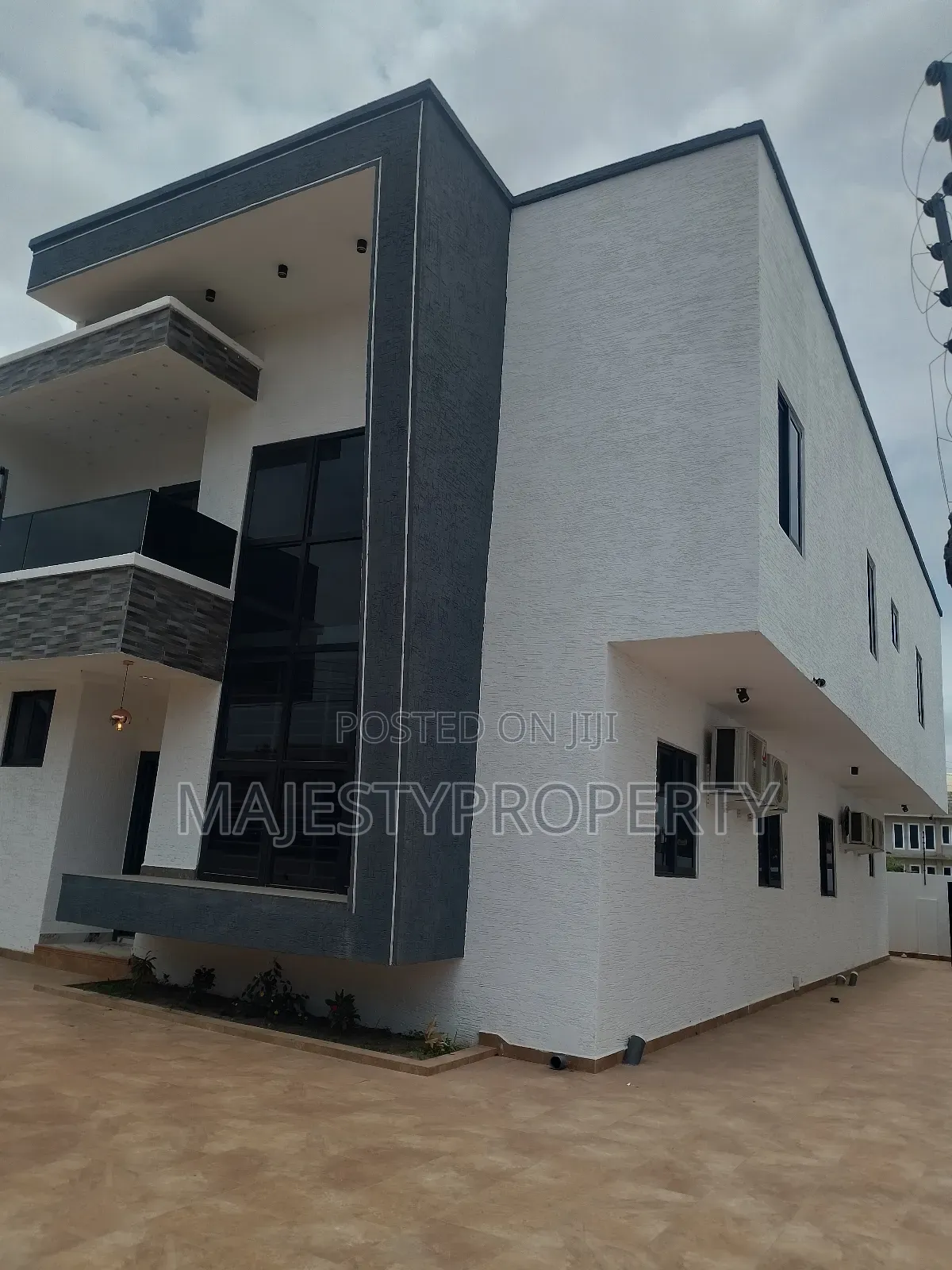 4bdrm Townhouse / Terrace in Spintex for rent in Spintex