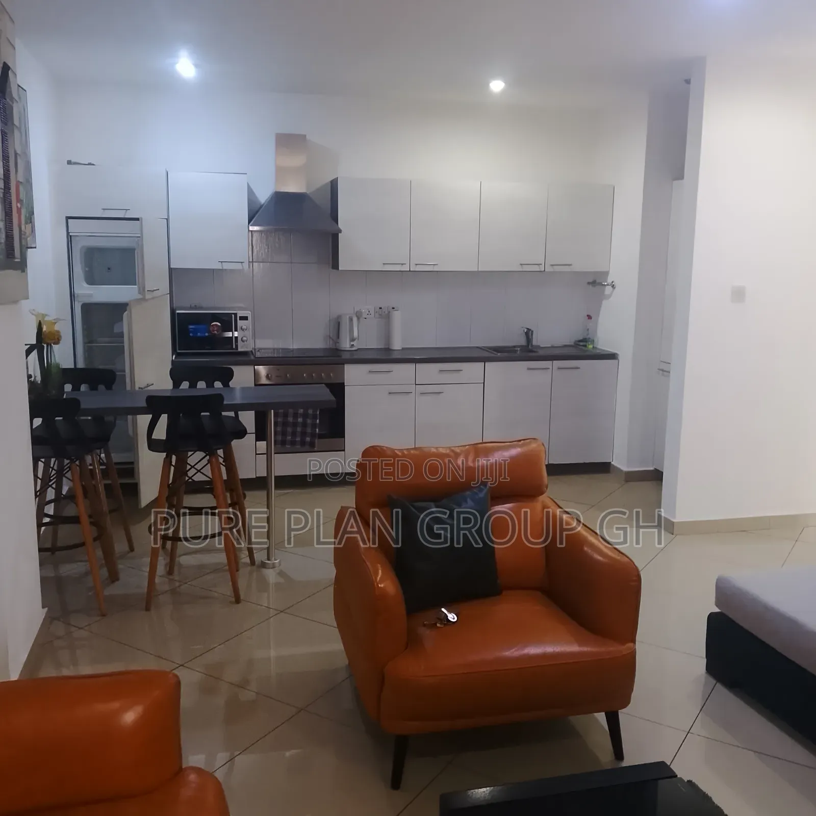 Furnished 2bdrm Apartment in Shiashie for rent in South Shiashie