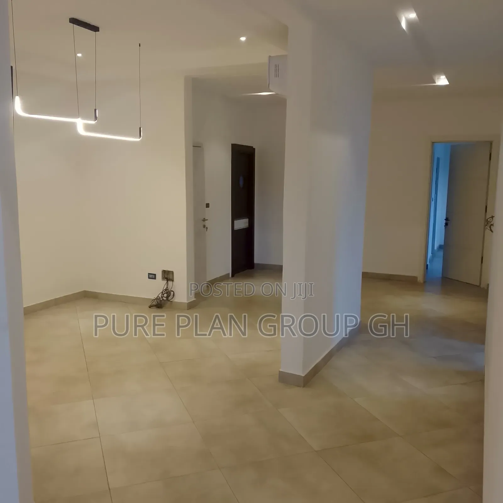 Furnished 2bdrm Block of Flats in East Legon, A&C Mall Area for sale in A&C Mall Area