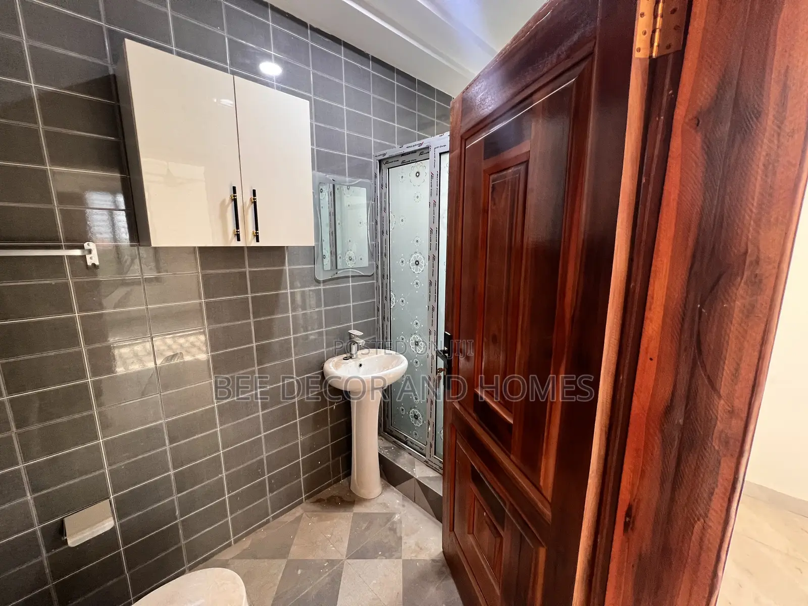 2bdrm Apartment in Bee Decor & Homes, Bortiano for rent in Bortiano