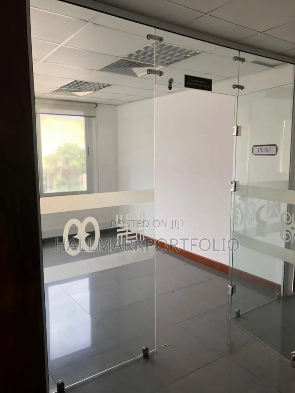 Office Space at Cantonment 200 Square Meters in Cantonments