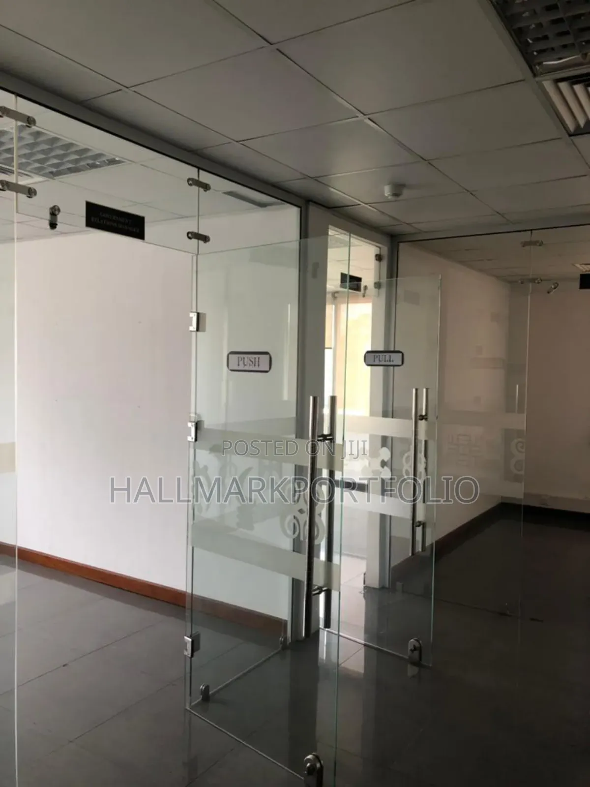 Office Space at Cantonment 200 Square Meters in Cantonments