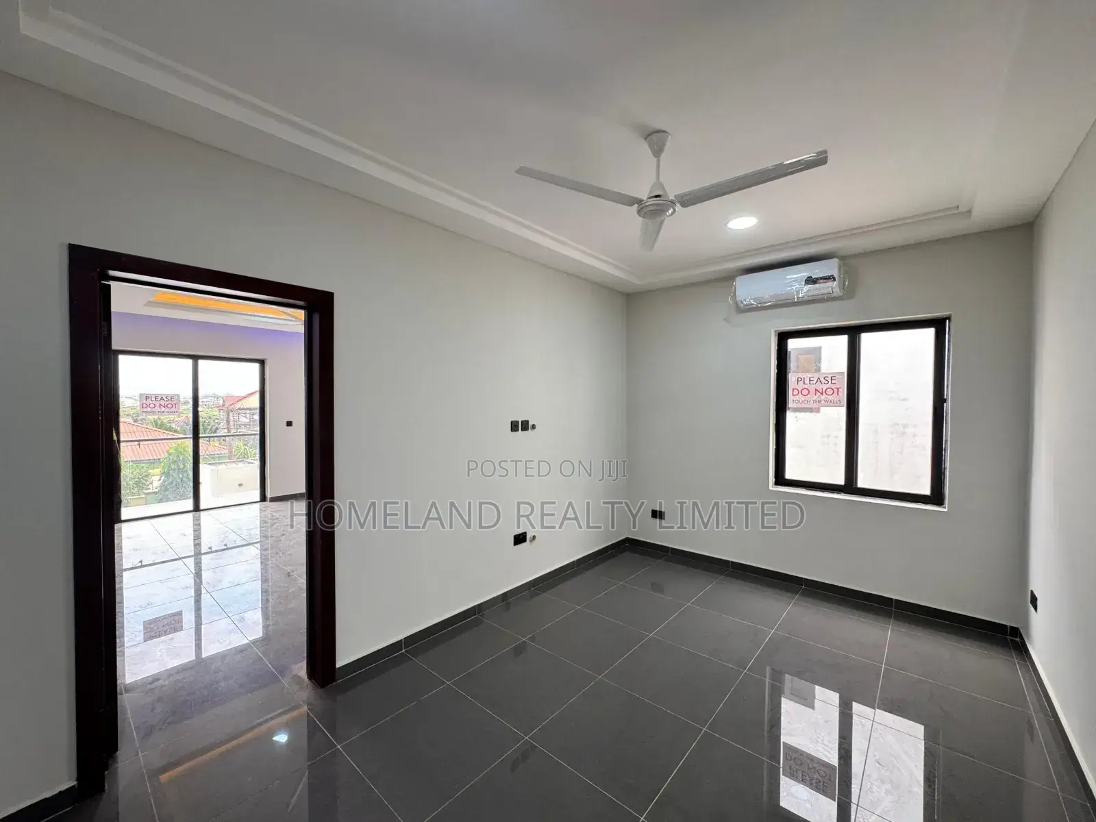 4bdrm Duplex in Lakeside Community 8, Accra Metropolitan for sale in Accra Metropolitan