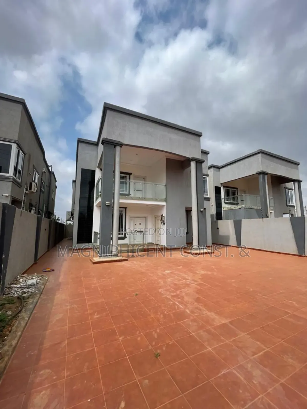 4bdrm Duplex in Lakeside Estates C1, Ashaley Botwe for rent in Ashaley Botwe