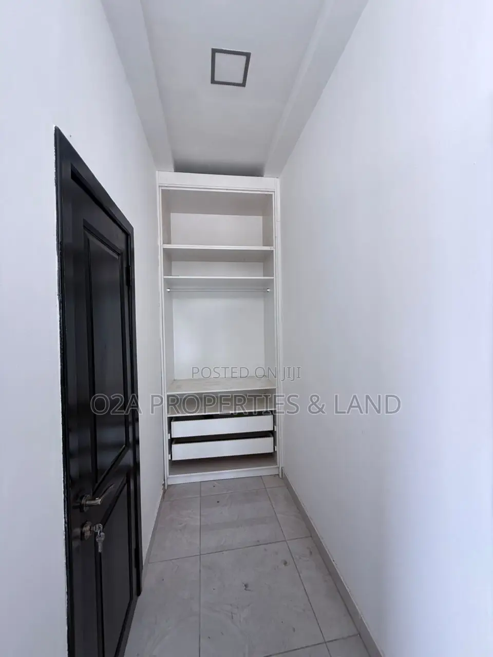 4bdrm House in East Legon, Otano for sale in Otano