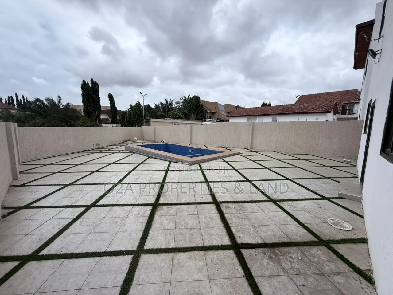 4bdrm House in East Legon, Otano for sale in Otano
