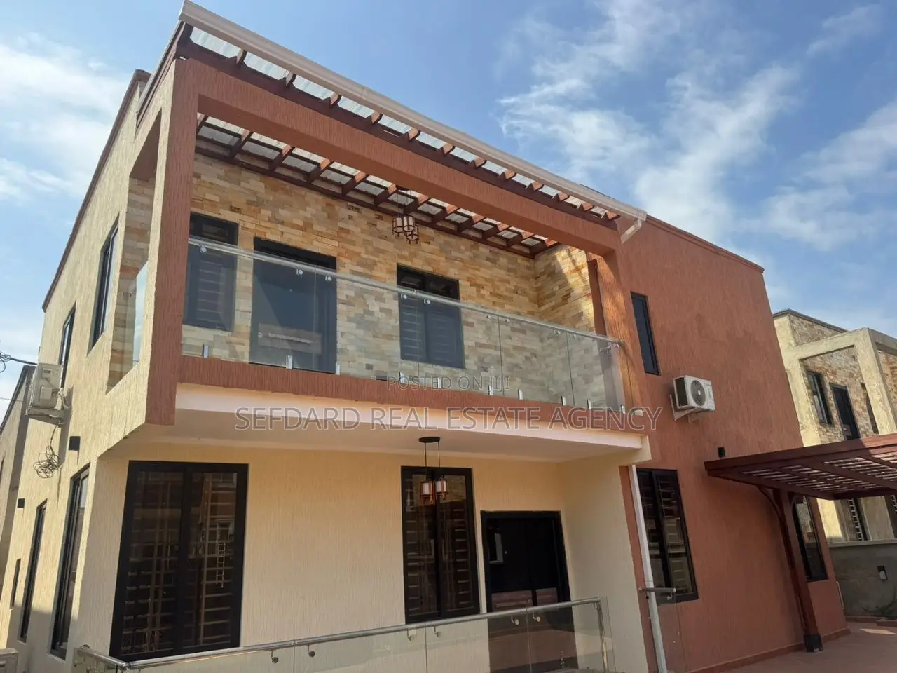4bdrm Duplex in Mile 7 for rent in Mile 7