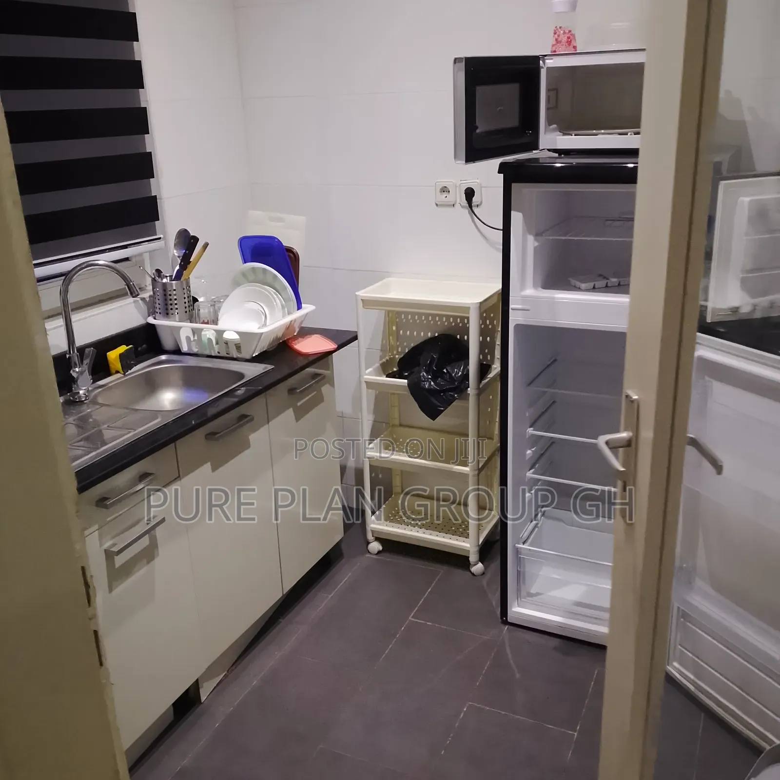 Furnished 1bdrm Apartment in West Legon, Police Station for rent in Police Station