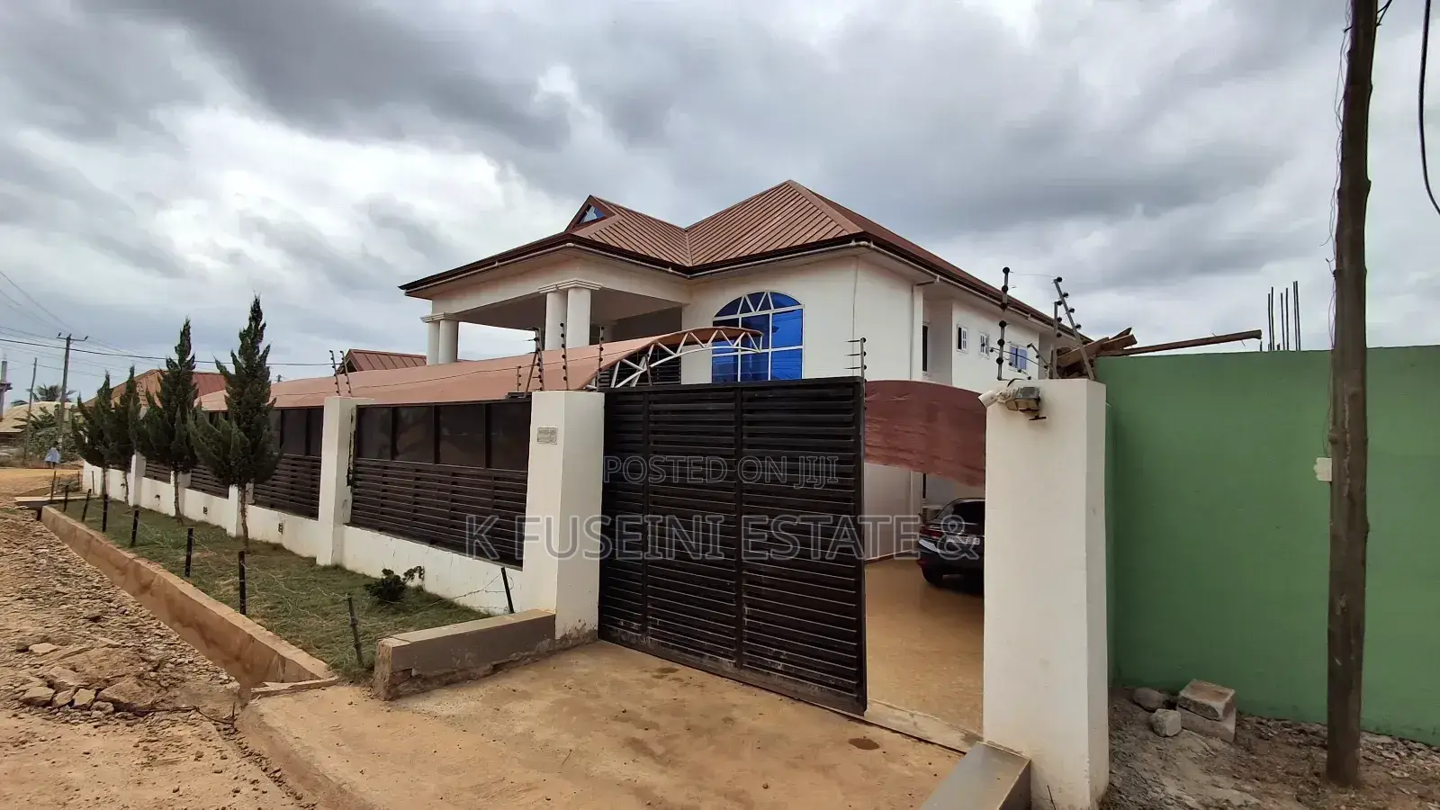 12bdrm House in K Fuseini Estate, Kumasi Metropolitan for sale in Kumasi Metropolitan
