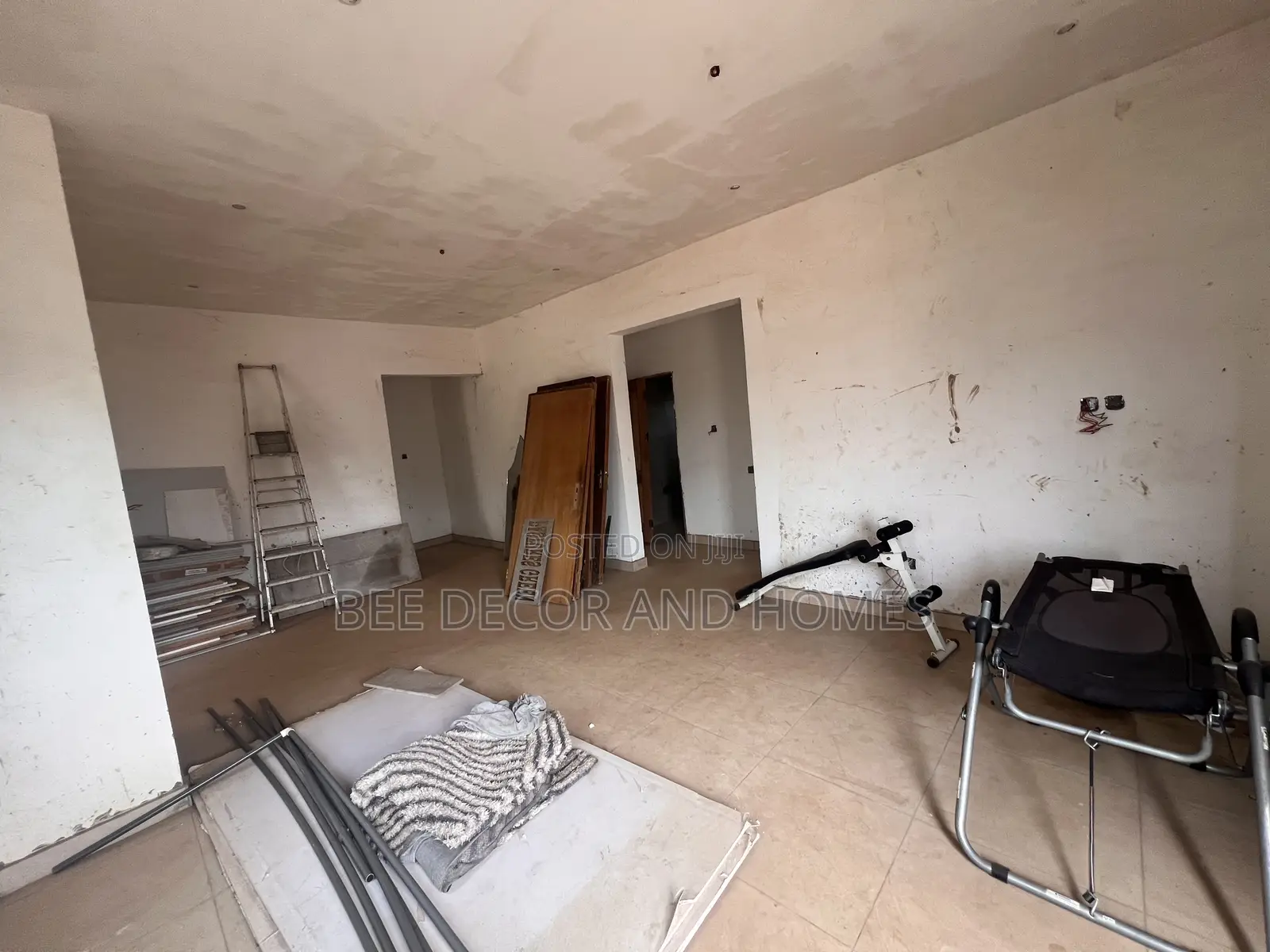 3bdrm Townhouse/Terrace in Bee Decor & Homes, Adenta for sale in Adenta