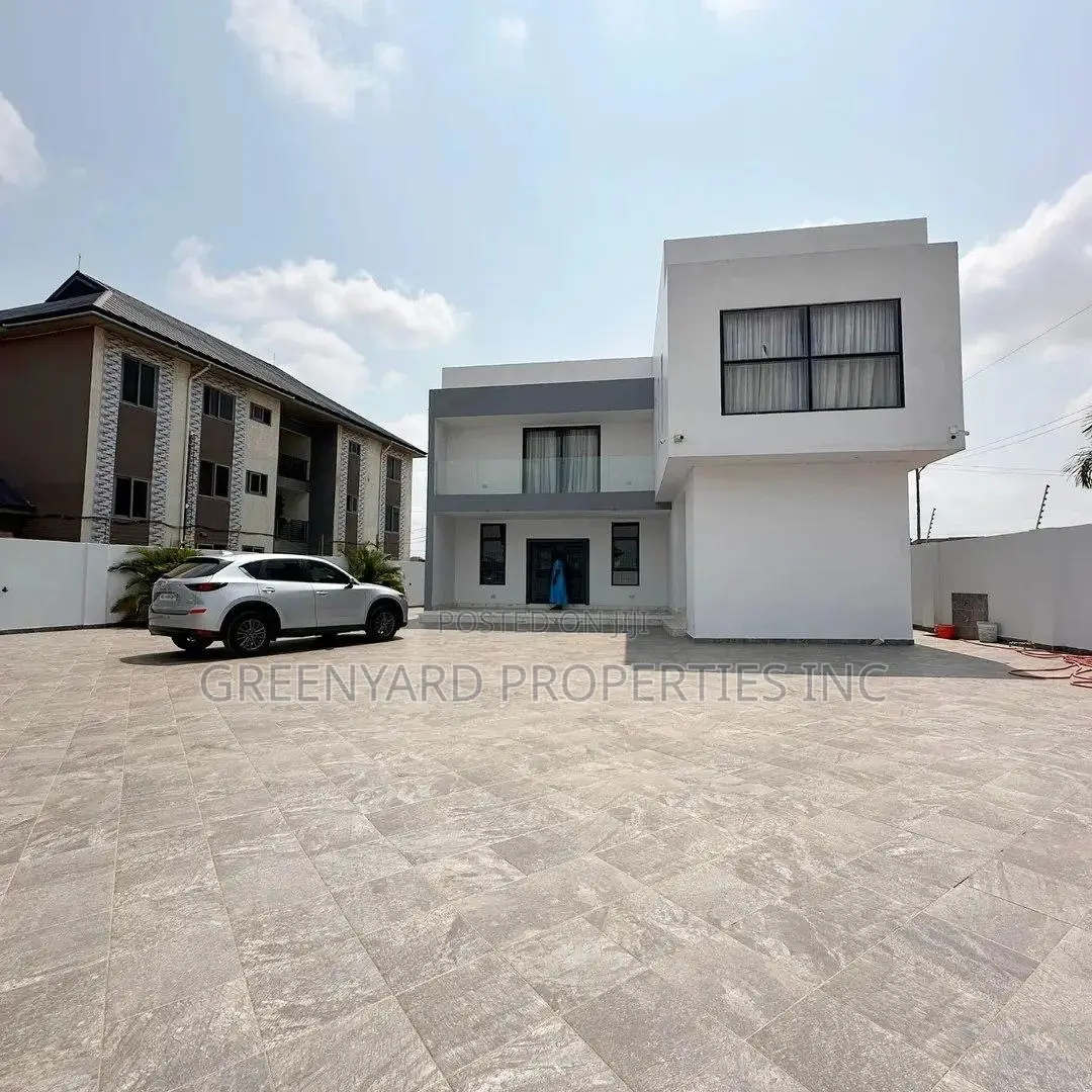 Furnished 4bdrm House in Hills, East Legon for sale in East Legon