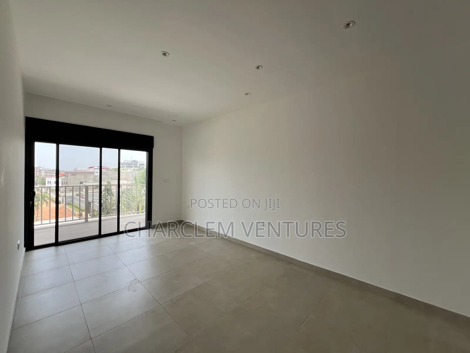 2bdrm Apartment in Charclem Ventures, Dzorwulu for rent in Dzorwulu