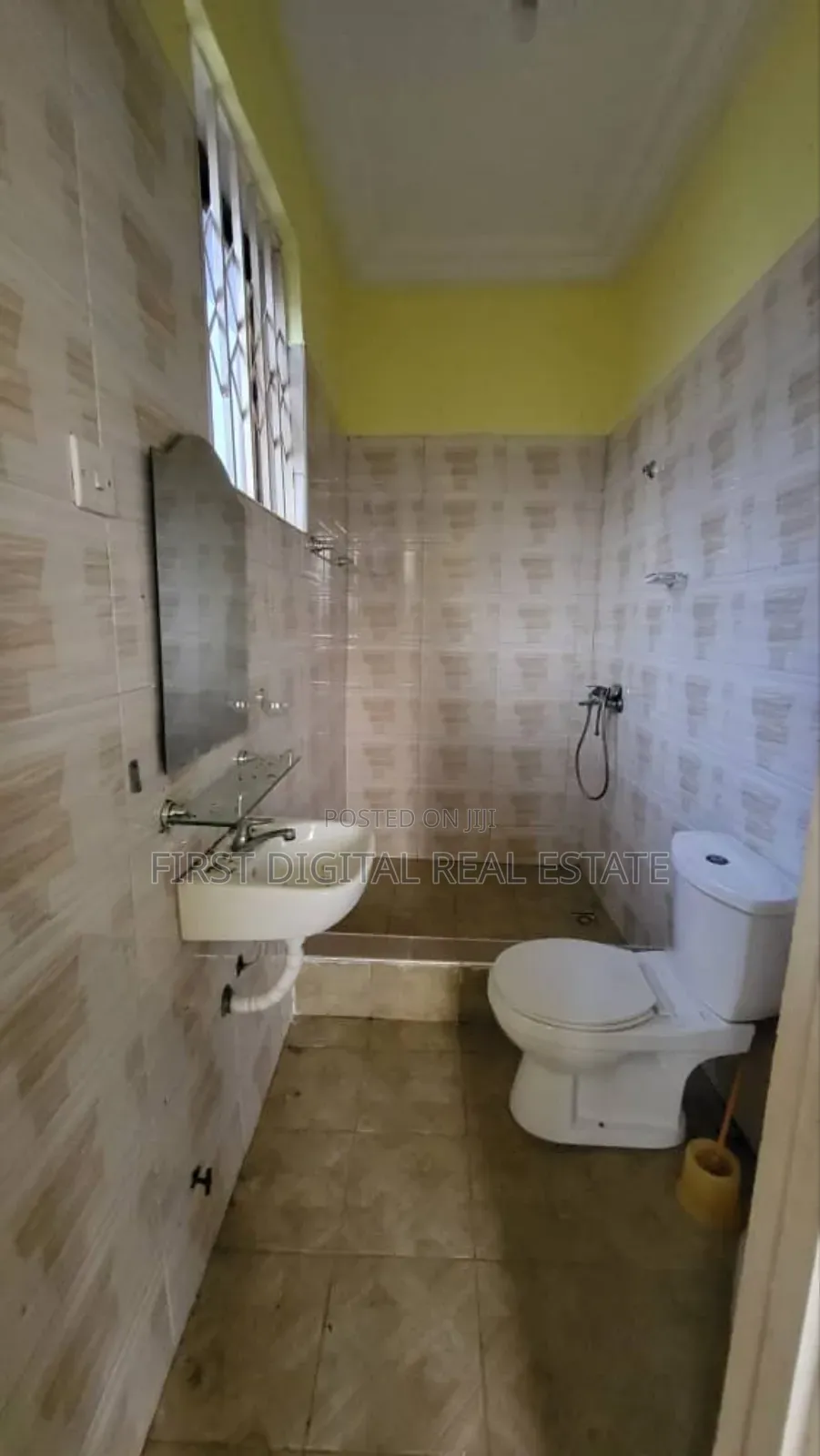 2 Bedroom Self Compound for Rent at Redtop in Ga South Municipal