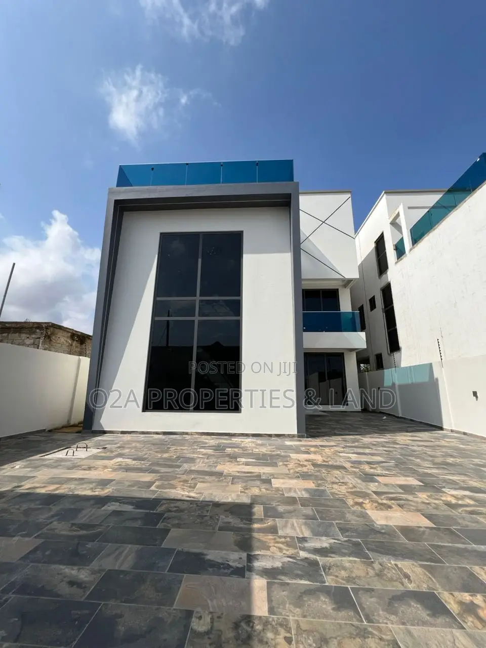 4bdrm House in East Legon, Bawaleshie for sale in Bawaleshie