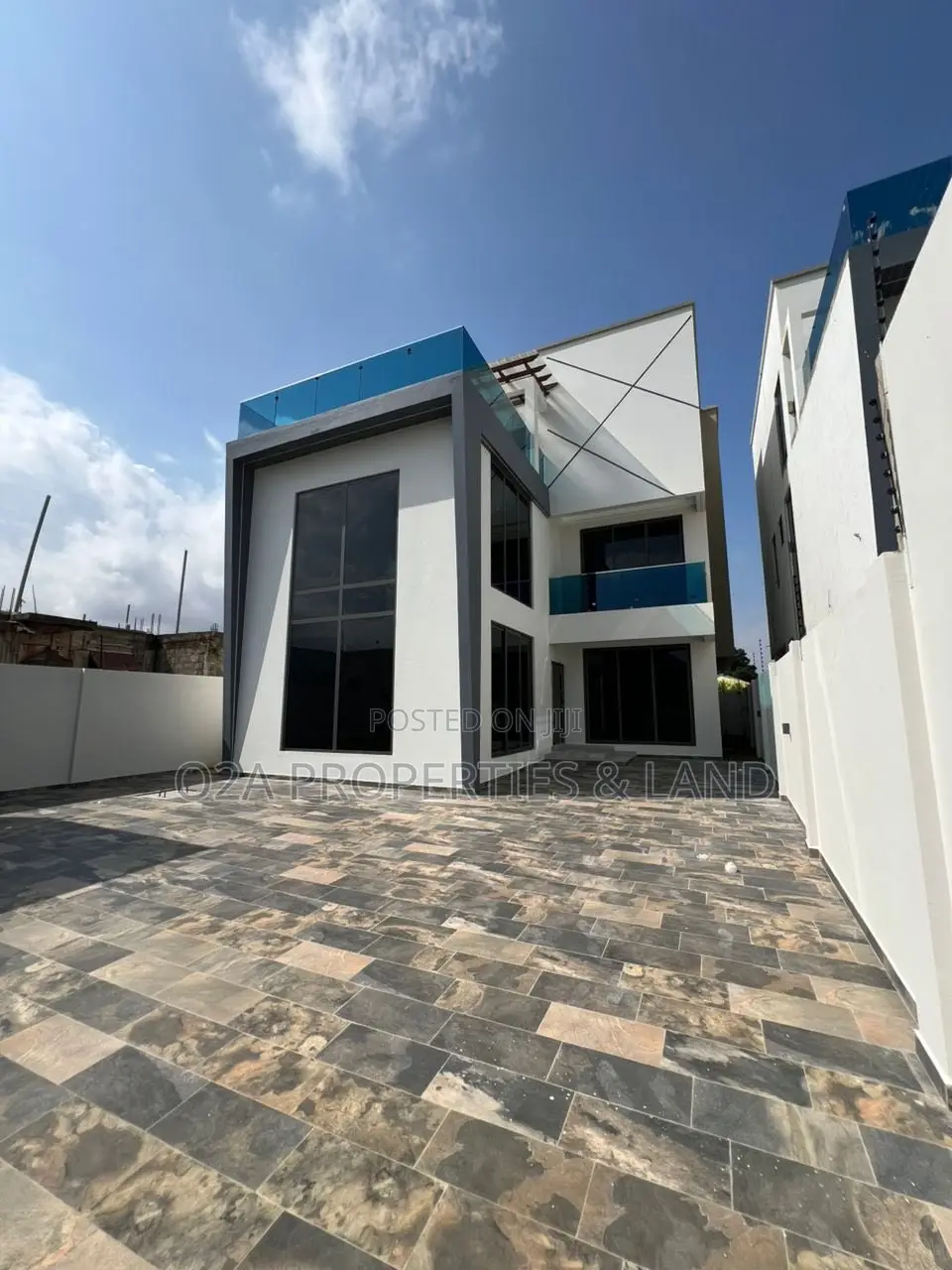4bdrm House in East Legon, Bawaleshie for sale in Bawaleshie