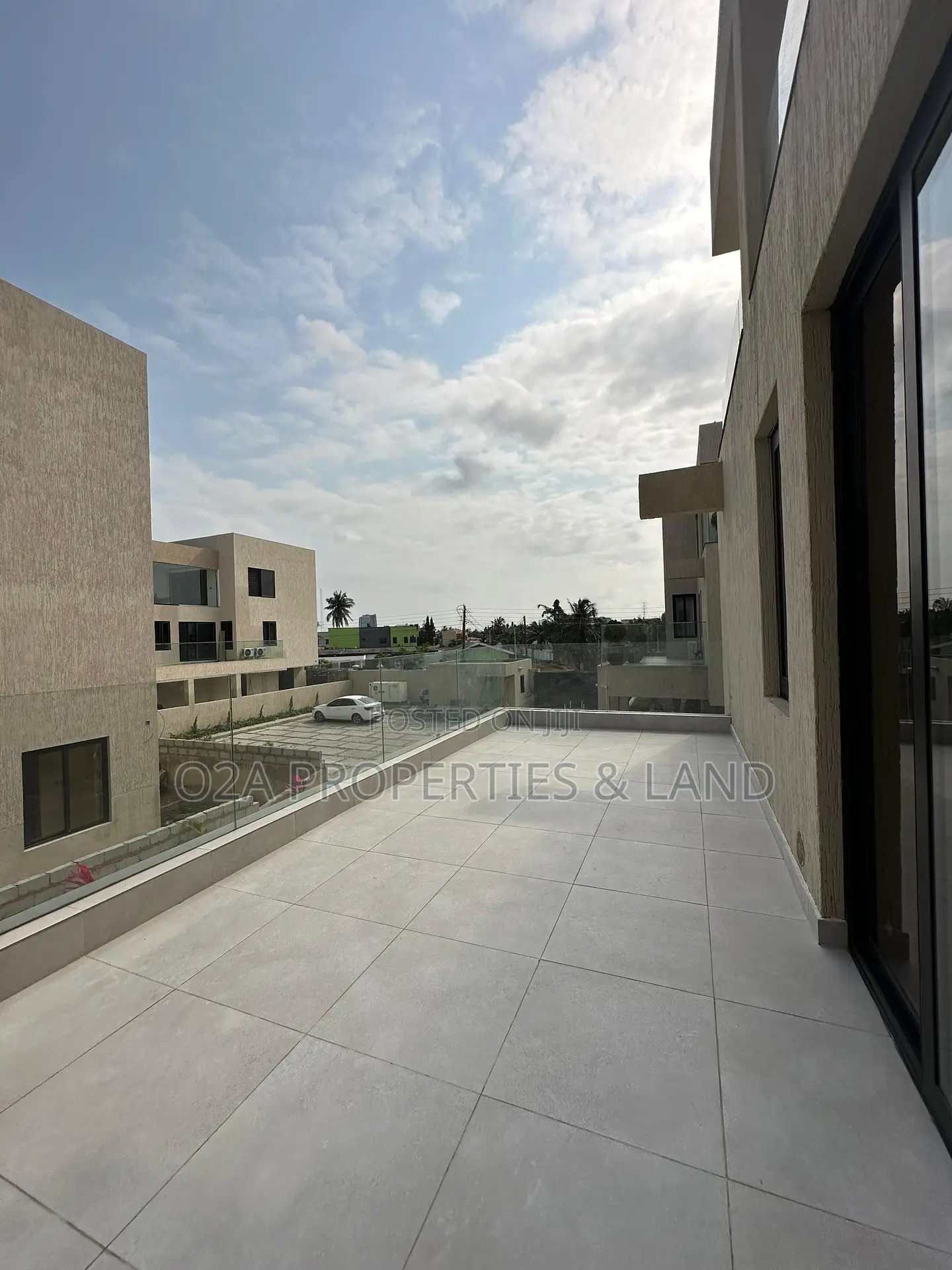 4bdrm House in Dzorwulu for sale in Dzorwulu